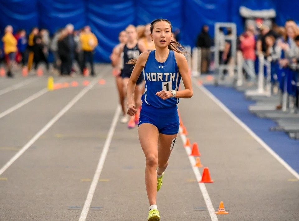 Girls Groups: Lee dazzles with historic 3200m, Blanchard excels in mid-distance double