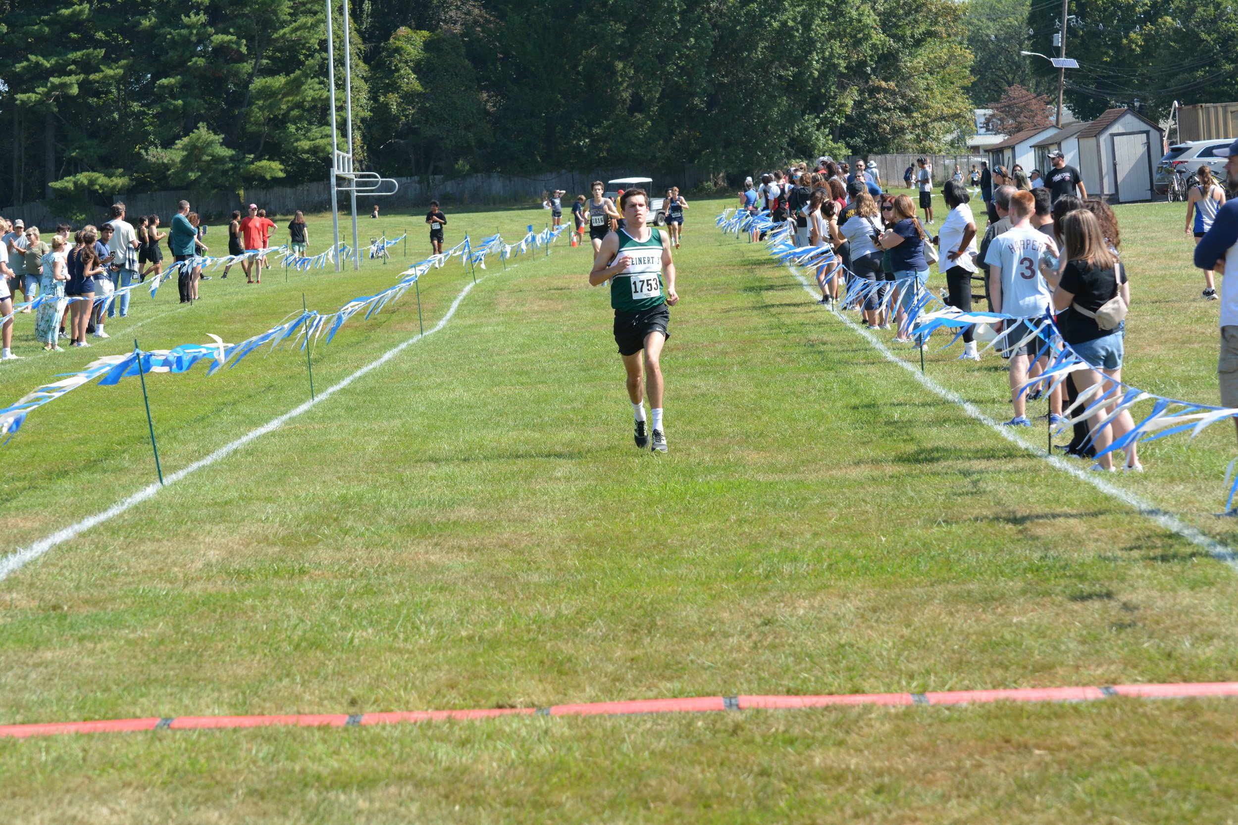 TCNJXCInvy2025_VarBoysFinish_Small-014.jpg
