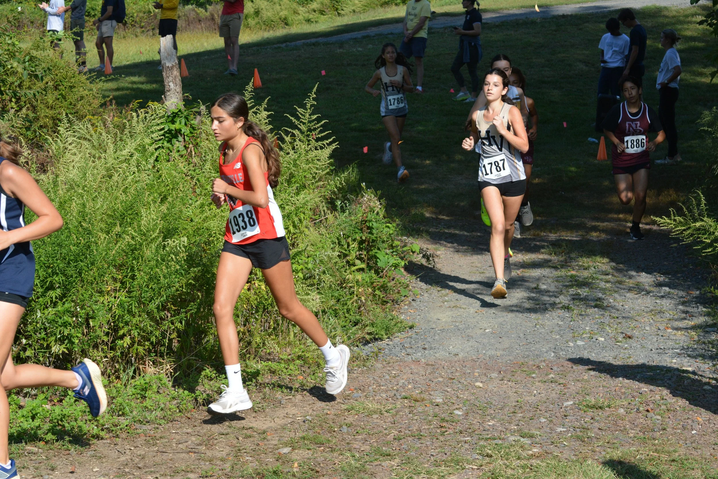 TCNJXCInvy2025_FroshGirls_Small-20.jpg