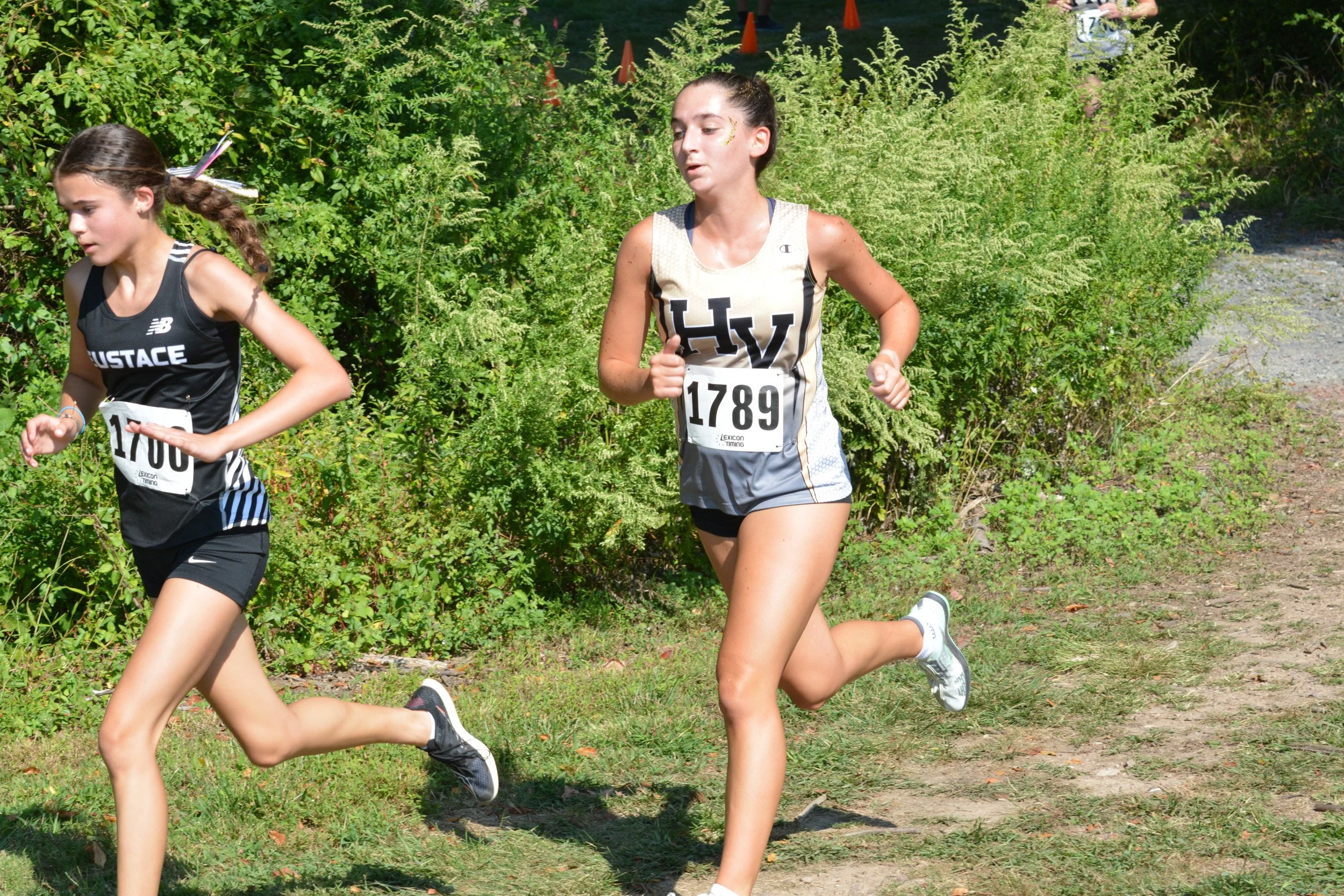 TCNJXCInvy2025_VarGirlsCourse_Small-116.jpg