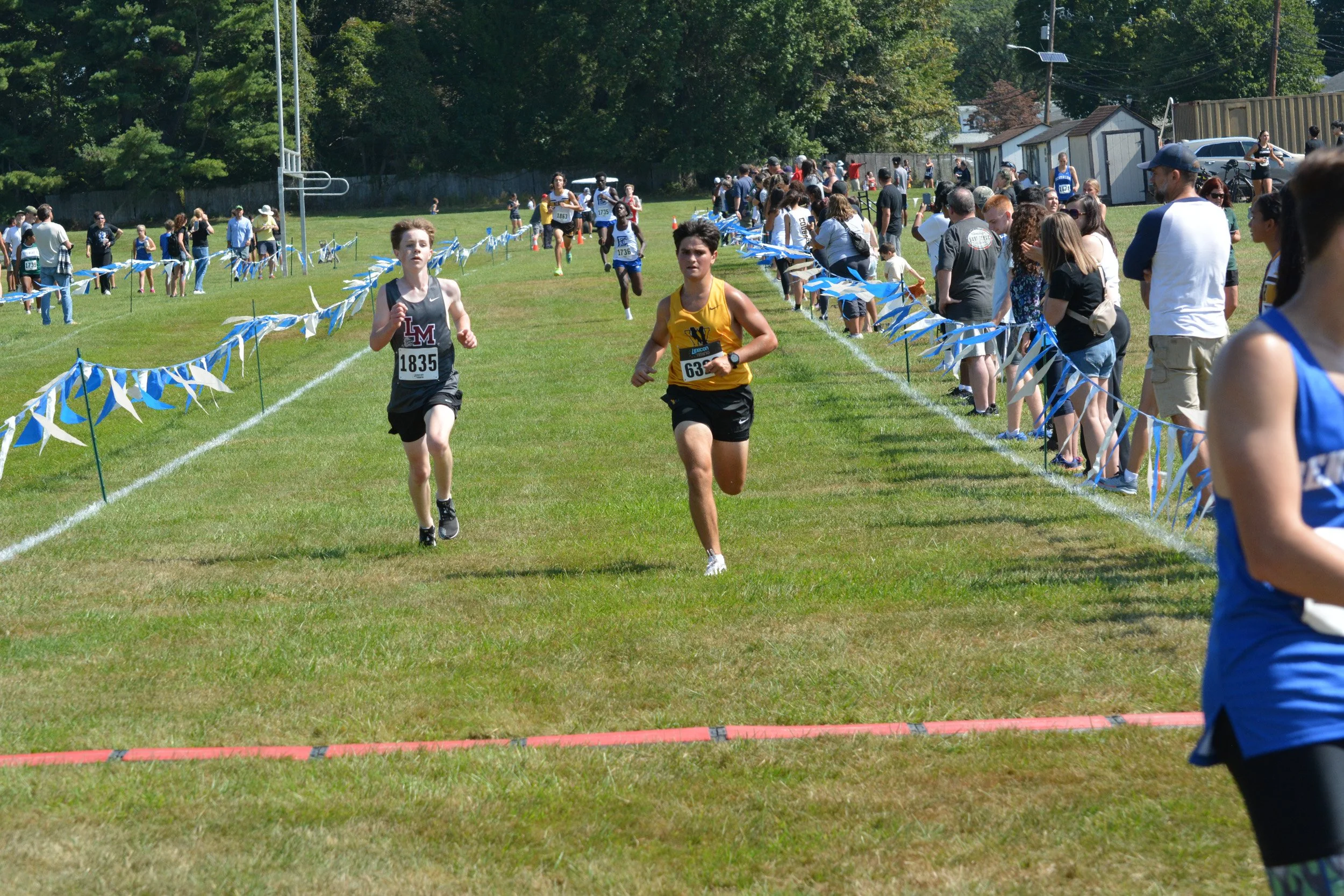 TCNJXCInvy2025_VarBoysFinish_Small-034.jpg