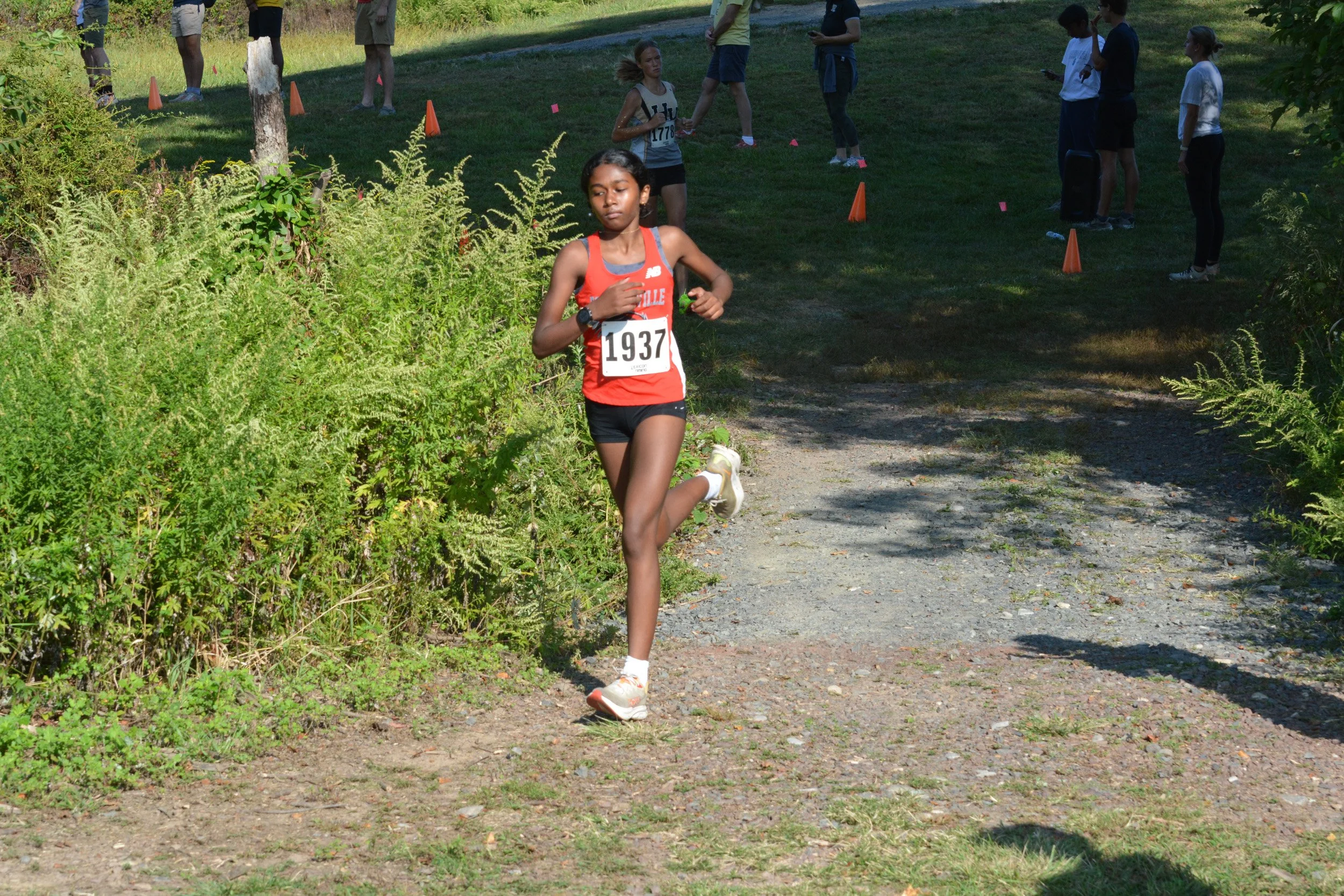 TCNJXCInvy2025_FroshGirls_Small-13.jpg