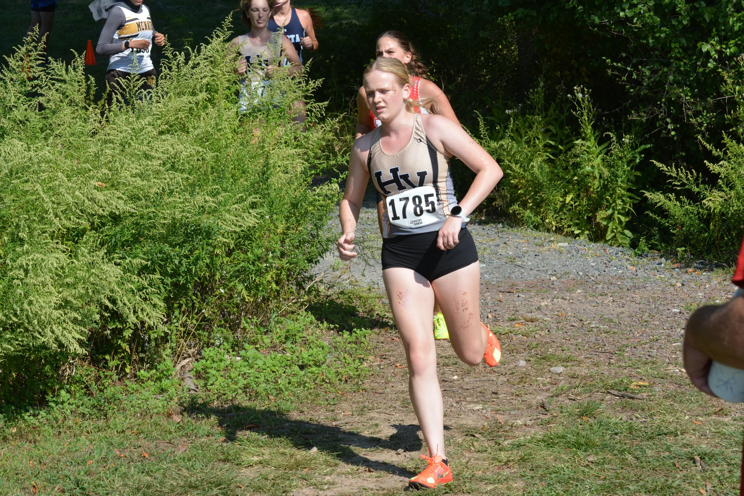 TCNJXCInvy2025_VarGirlsCourse_Small-118.jpg