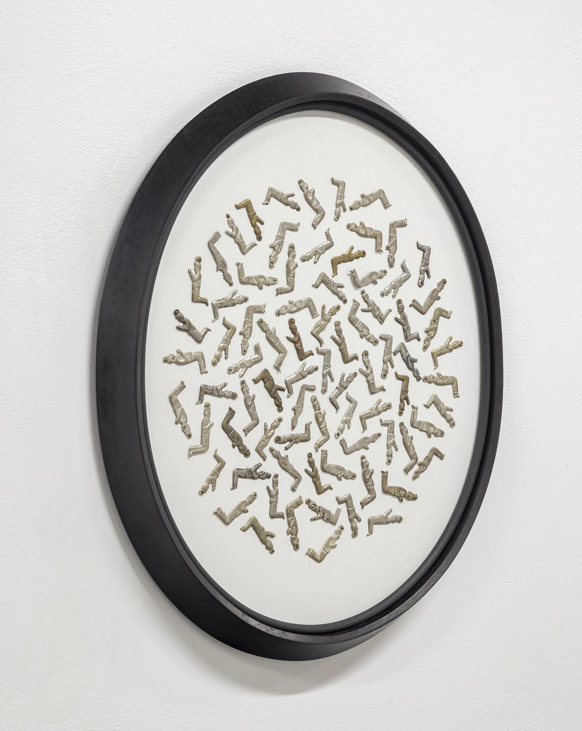 Rezar en todas direcciones, 2022 [Praying in all directions]