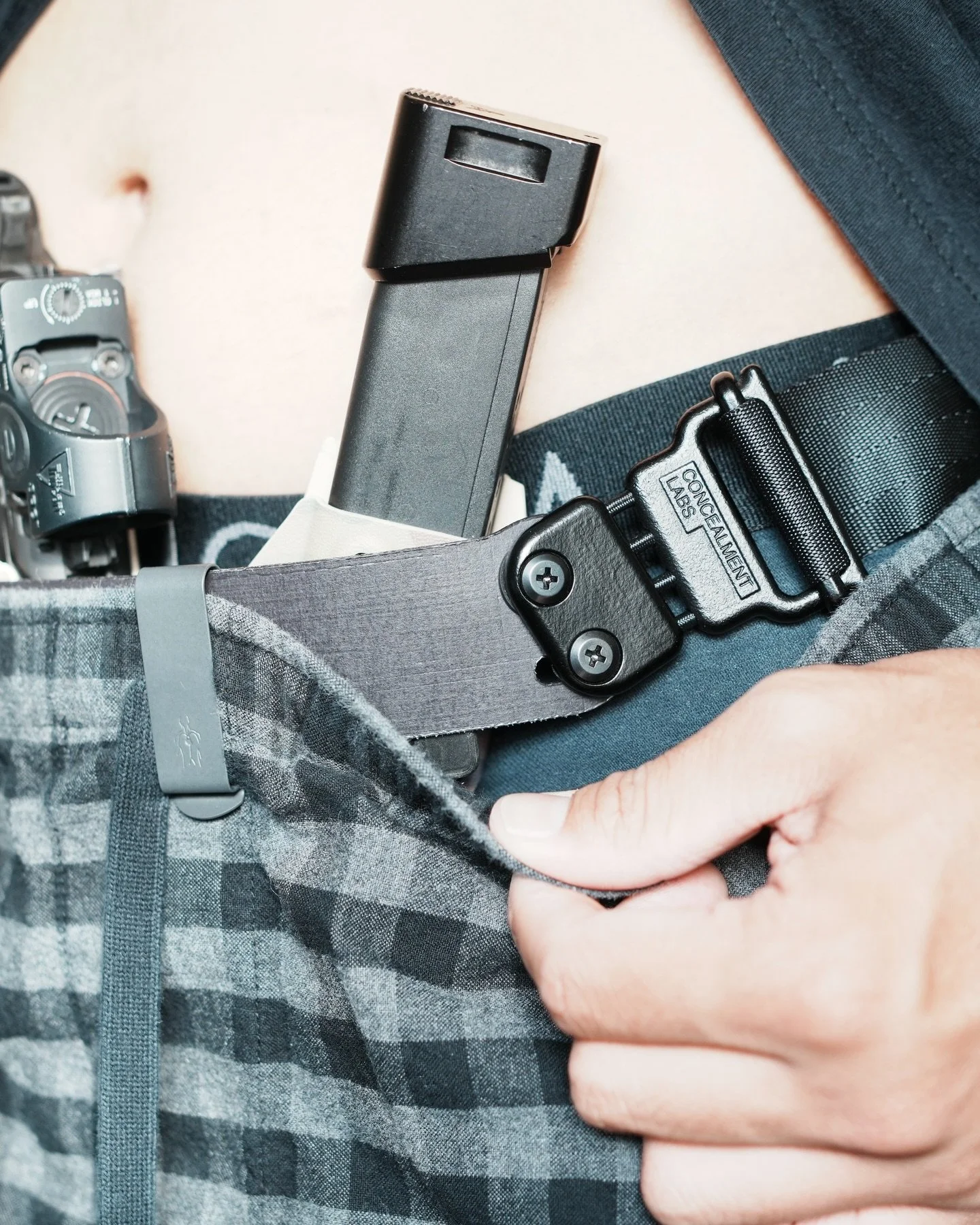 Concealed carry, perfected at its foundation.

Built to give you the thinnest possible platform without sacrificing support, the Concealment Labs Liner strips away the excess and keeps only what matters. No gimmicks. No unnecessary bulk. Just a syste