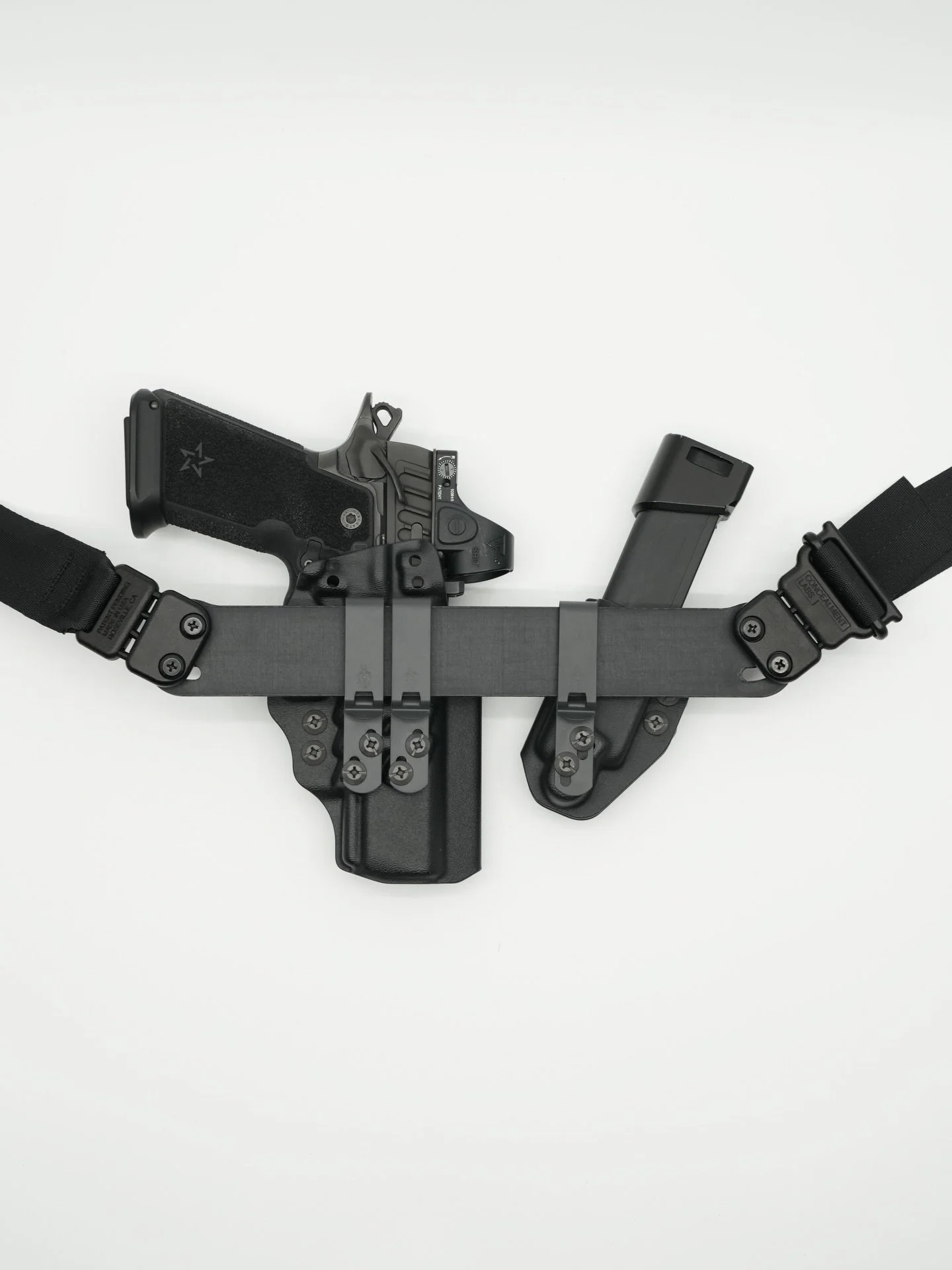 Built to support your carry setup. 

PATENT PENDING | MADE IN USA | VETERAN OWNED 

CONCEALMENTLABS.COM

@concealmentlabs FLEX
@tenicorusa CERTUM