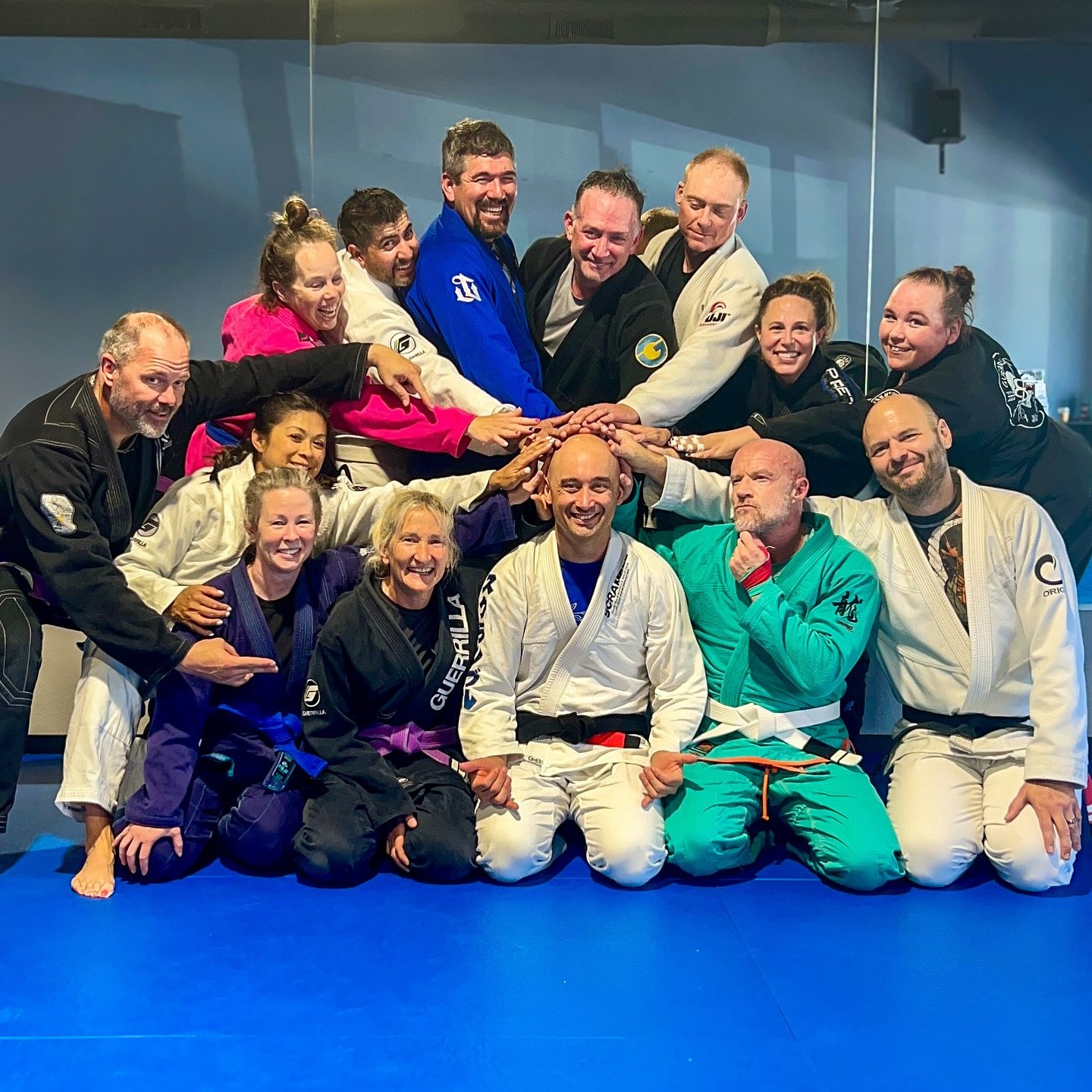 We were just minding our business, doing Saturday class as usual&hellip;

Then BAM 💥 @brevigbrevig rolls back into town with a brand new black belt! 😱

Naturally, we had to rub his head for good luck (and maybe try to absorb a little of that black 