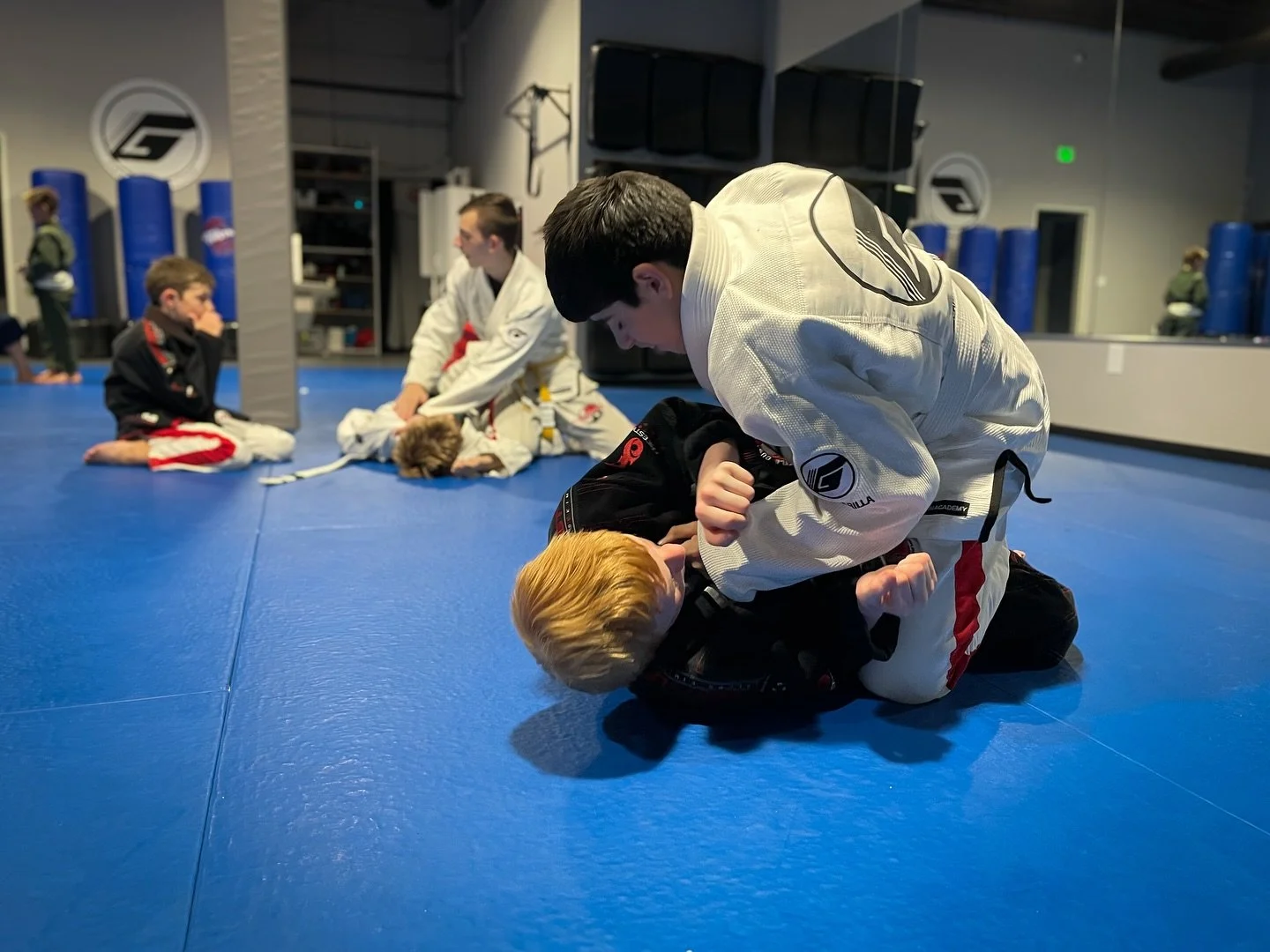 Halfway through the week, halfway through Friends &amp; Family Month! 💪
Every class counts &mdash; so let&rsquo;s stay focused, keep showing up, and keep growing together.

Bring your friends. Bring your family. Try something new. There&rsquo;s stil