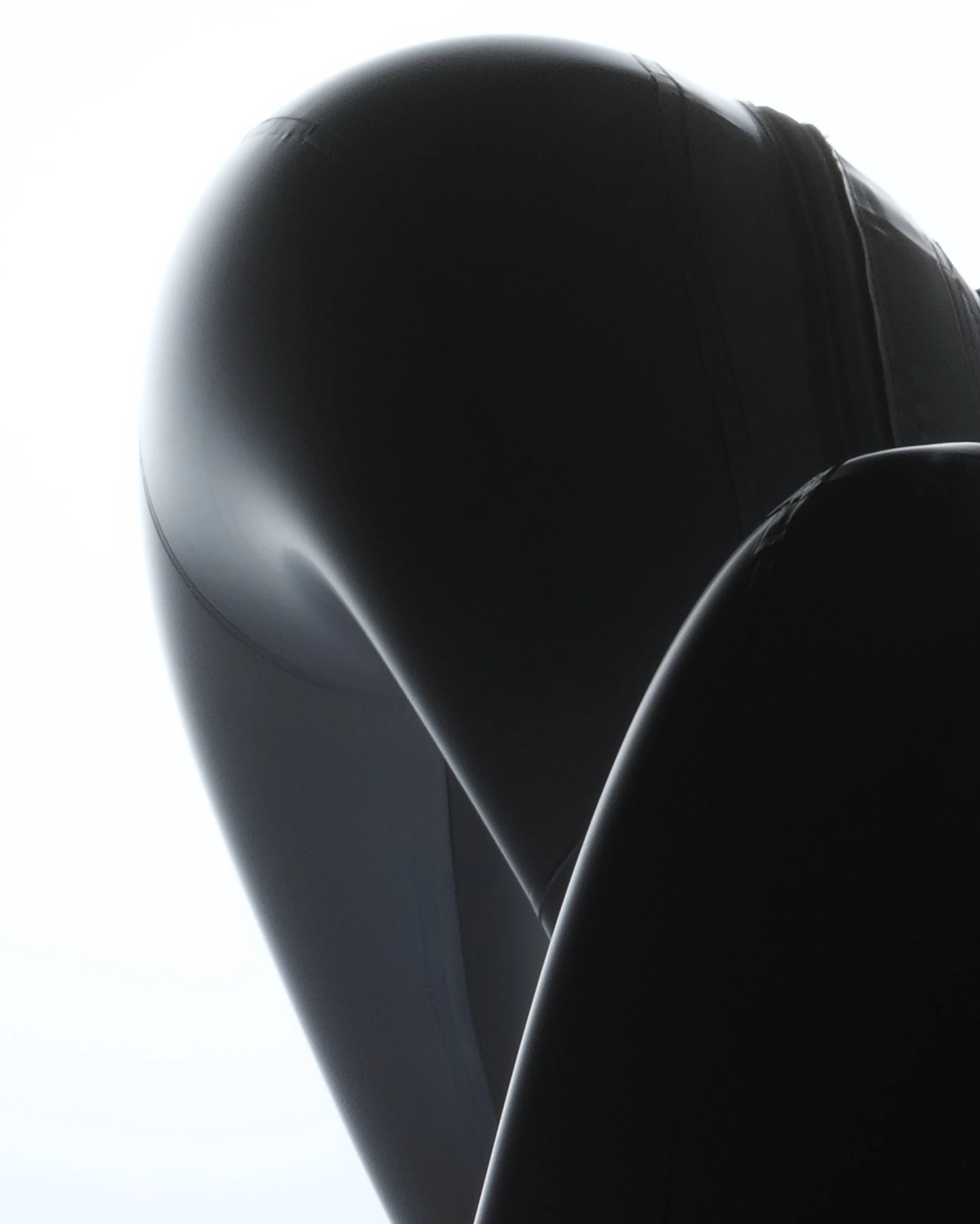 251024_BLCN_BubbleChair0115 copy.jpg