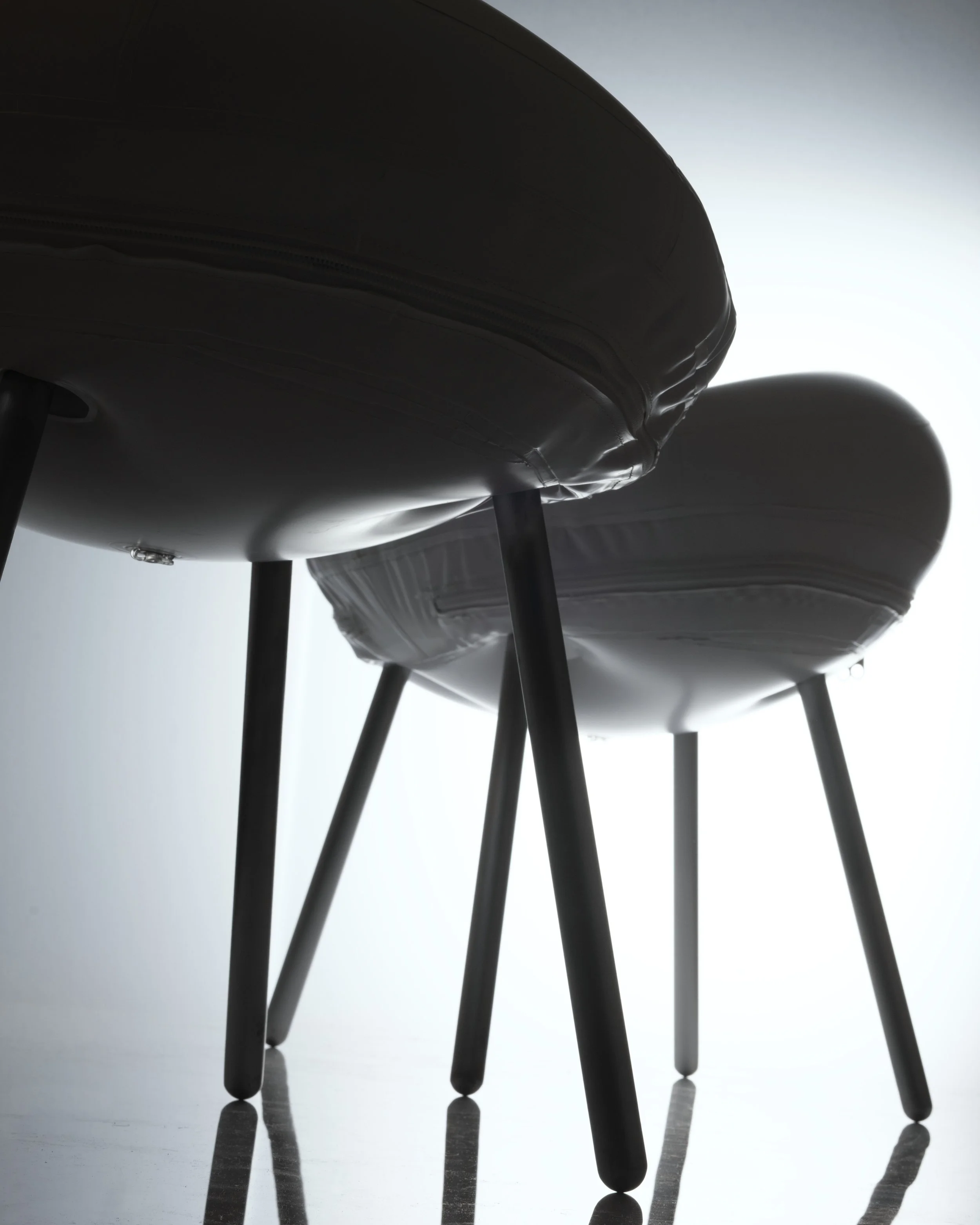 251024_BLCN_BubbleChair0164 copy.jpg