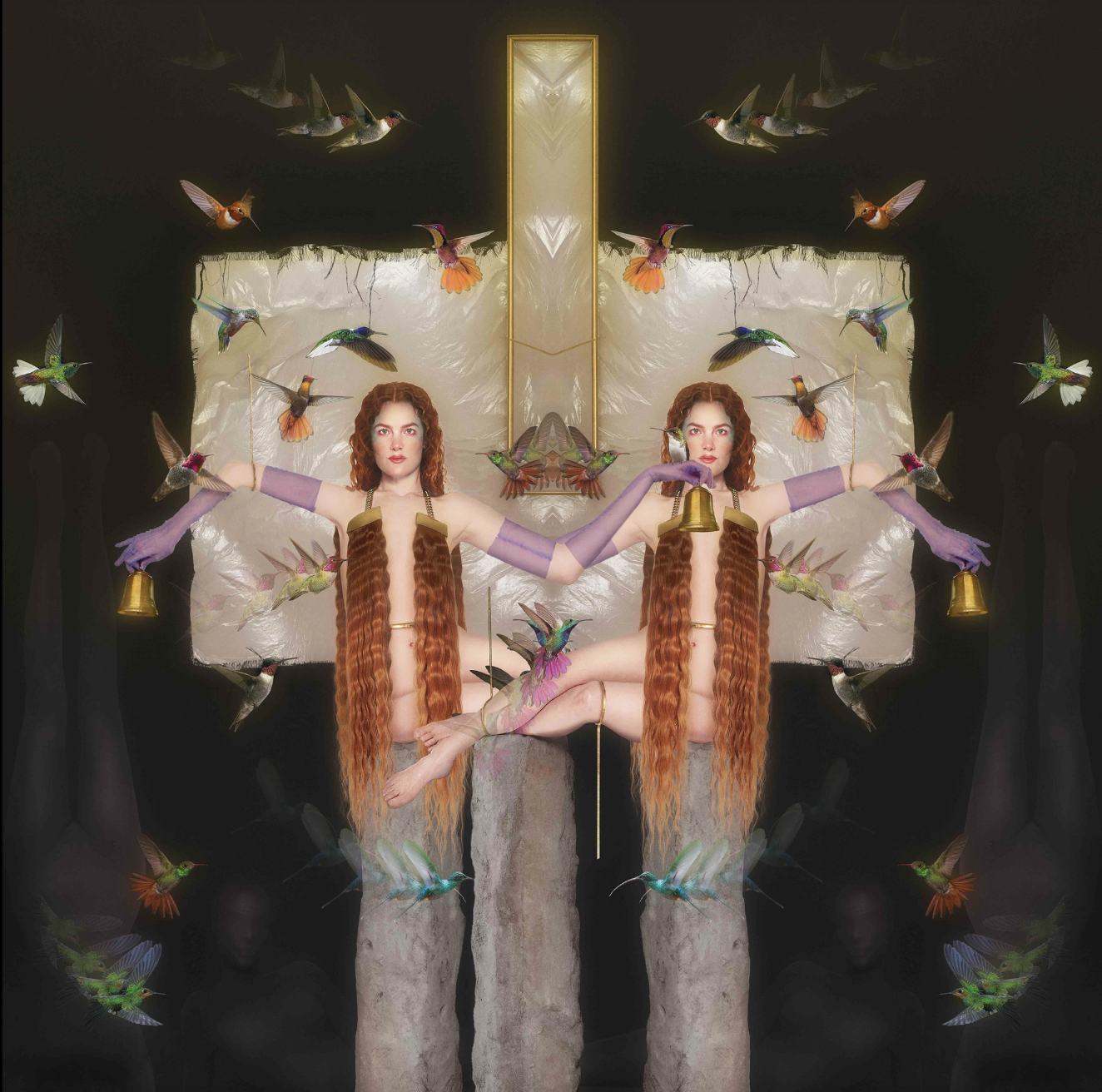 TWIN EP Julia Stone. Produced by James Gilligan. Featuring Georgie Darvidis, James Bowers, Dann Hume, Ben Harrison, Andrei Eremin