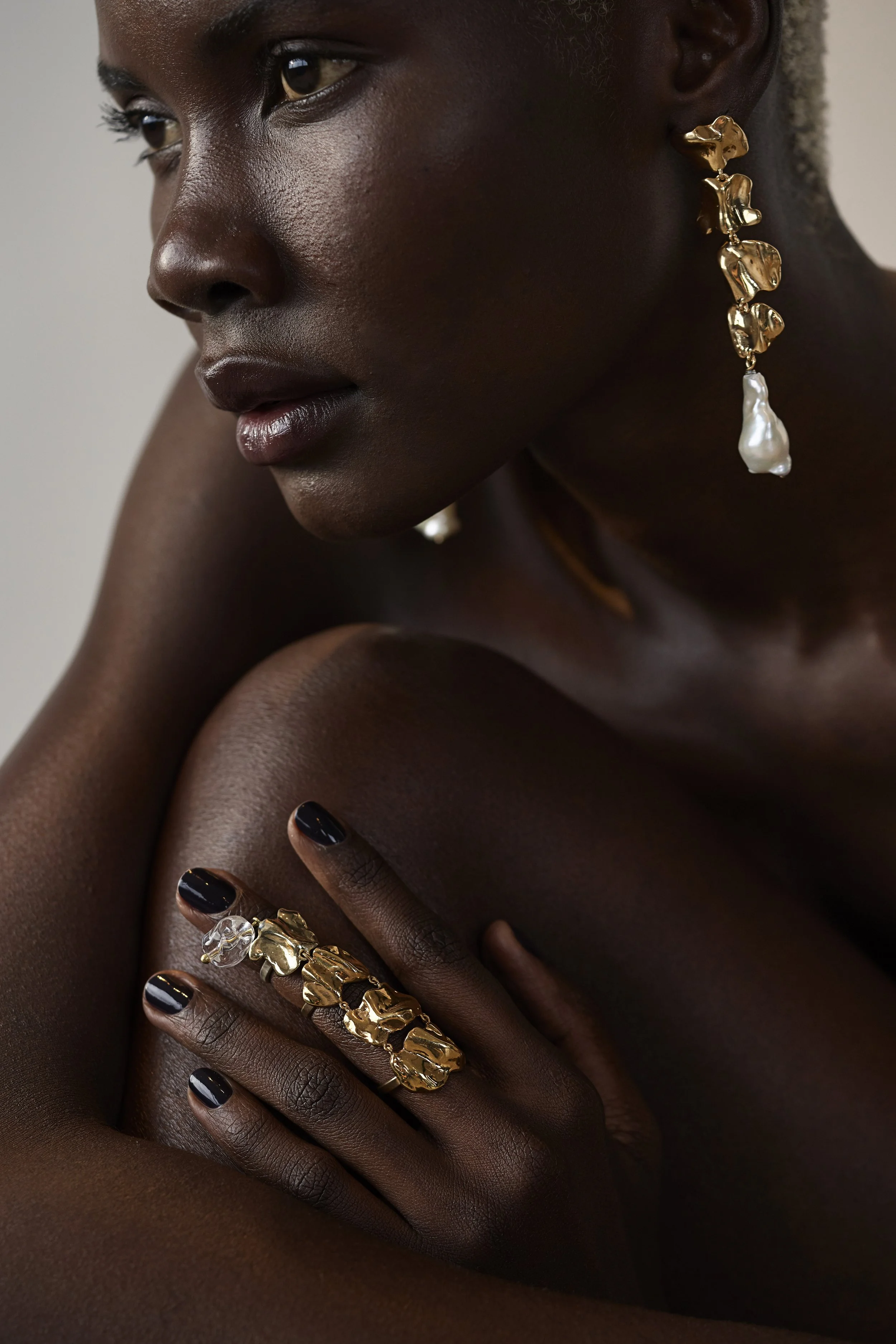 Sterling-King-NY-Gold-Vertebrae-Baroque-pearl-earrings-ring.jpg