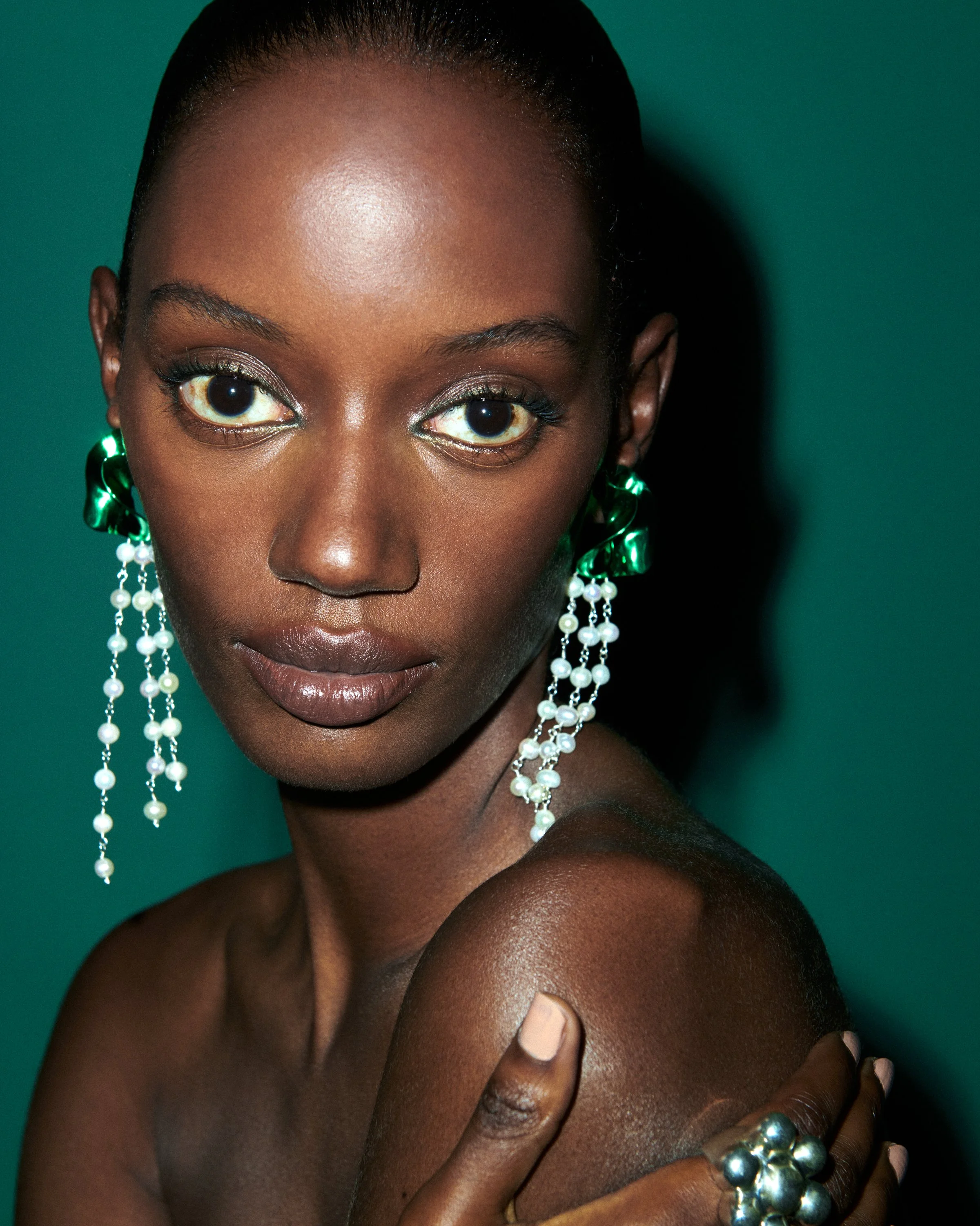 Social_Georgia_Pearl_Earring_Emerald_030-edit-low.jpg
