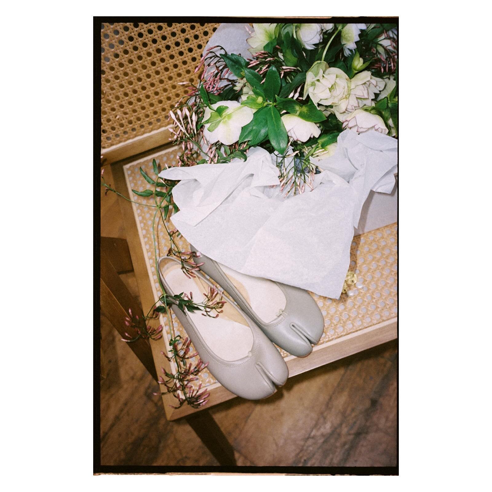 Collection of goodies ~ ready to go! 

Flowers: @larkspur_flowers__ 

🏷️ Melbourne film wedding photographer | Melbourne film elopement photographer | Melbourne wedding photographer | Melbourne elopement photographer