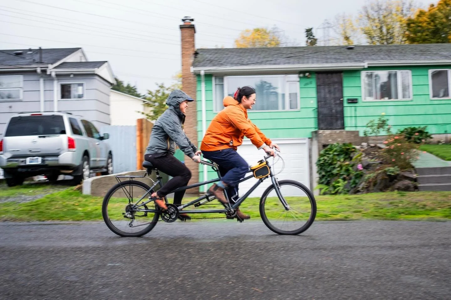 Tandem vibes now available.

@woohooellensu 
@jengleberrie