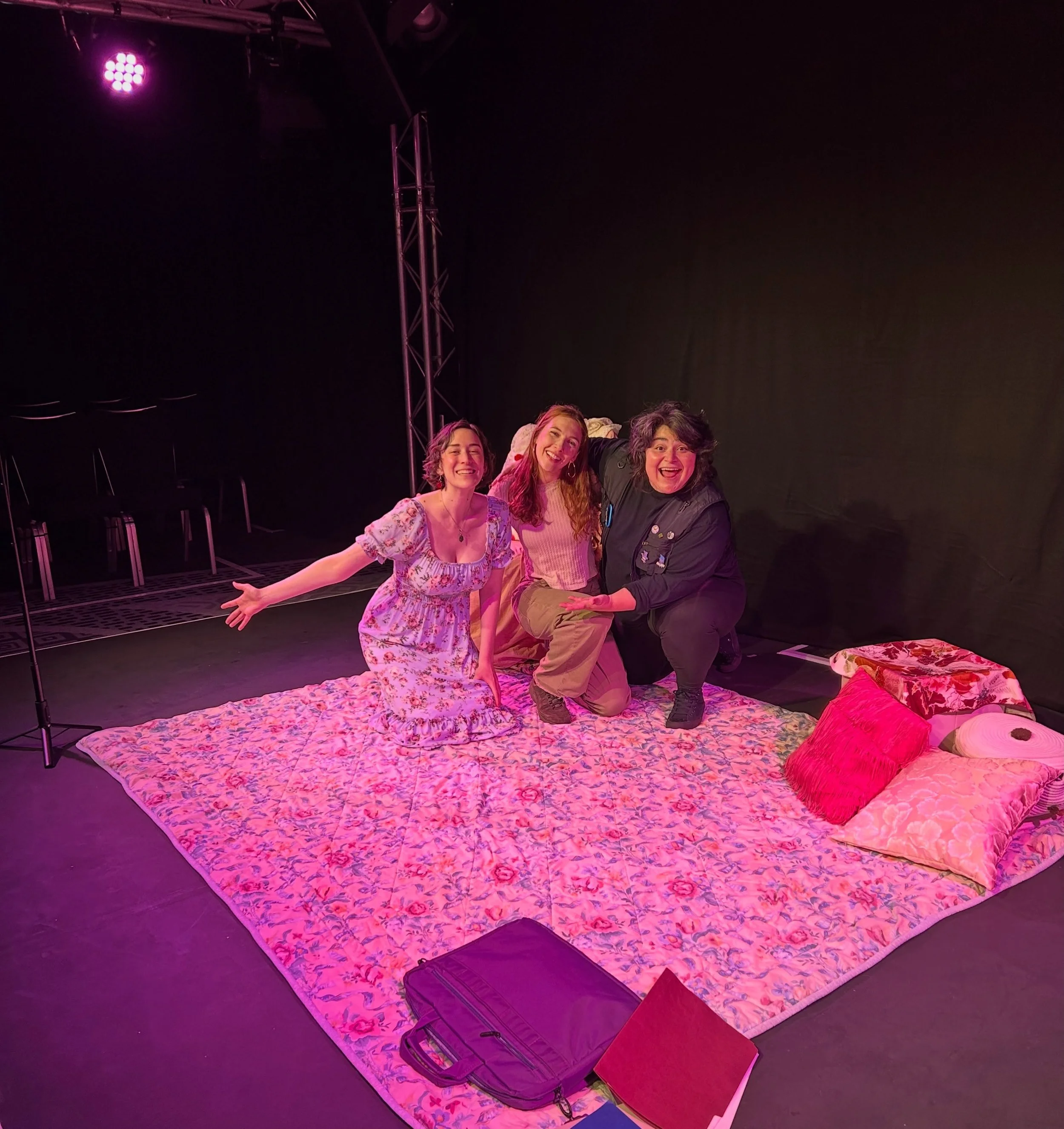 WE JUST TECHED ATTICWIFE AT THE EDINBURGH FRINGE!!!!!! 

First show is tomorrow August 7th at 4pm

@thespaceuk Amy is the best tech ever, we are besties now 💖💖💖💖💖💖💖💖