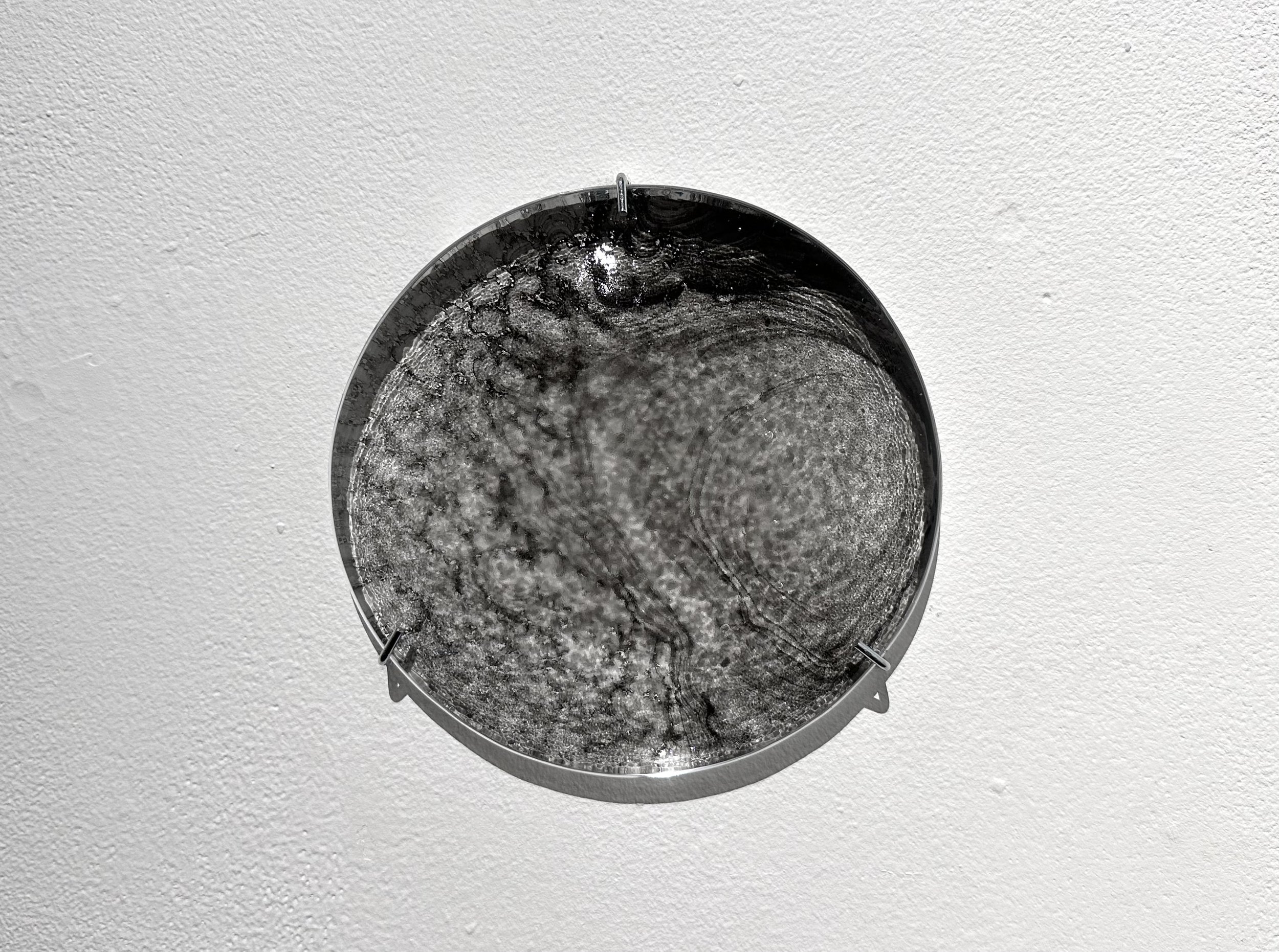 Parcelles, 2024 🔴 VENDU/SOLD - Glass, river water and India ink on Yupo paper - Photo: Michael Patten