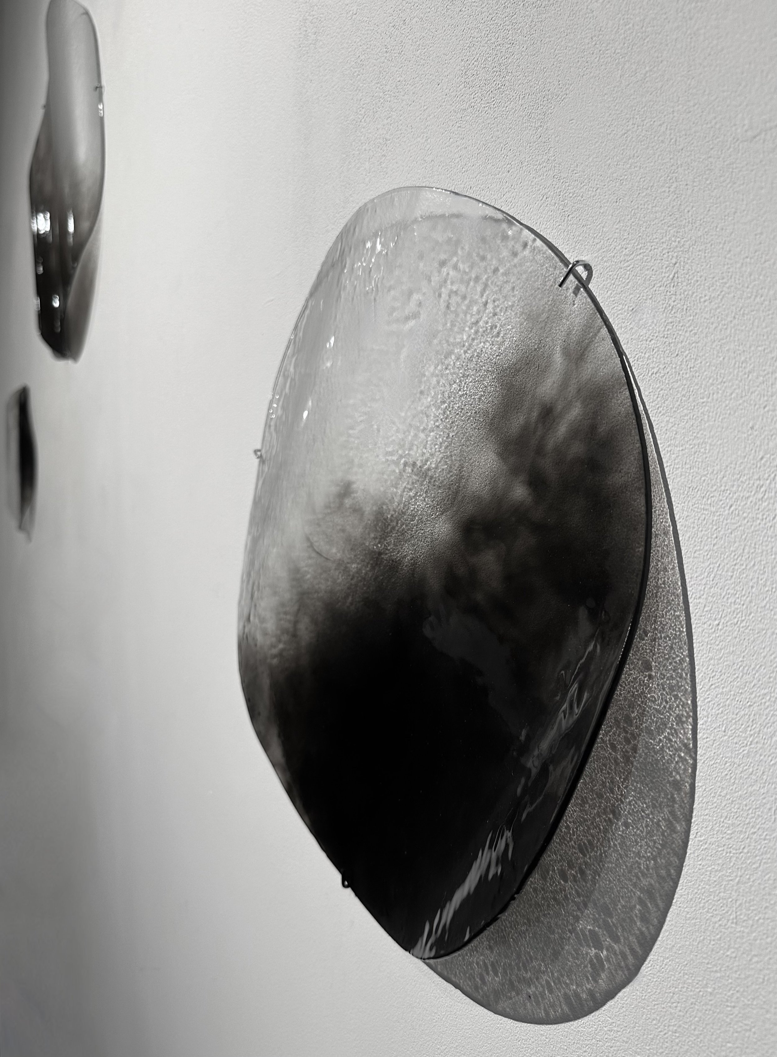 Ondulations, 2024 - Soot on glass - 40 cm x 40 cm x 13 cm : 1,600$ CAD - Photo: Michael Patten