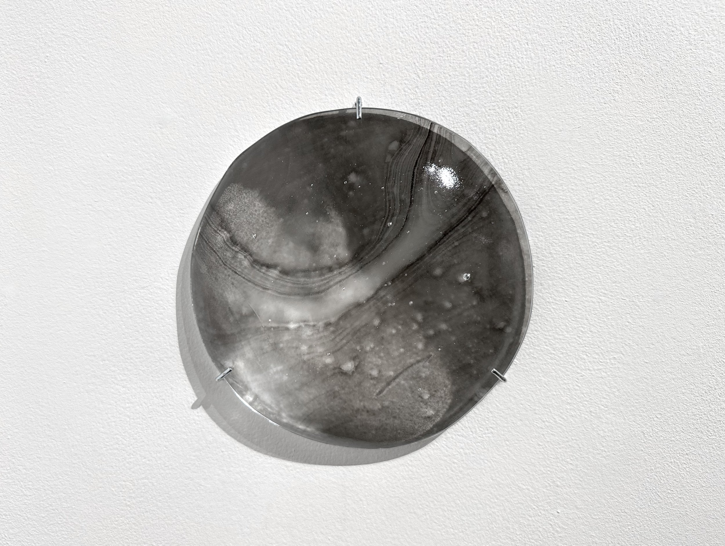 Parcelles, 2024 🔴 VENDU/SOLD - Glass, river water and India ink on Yupo paper - Photo: Michael Patten