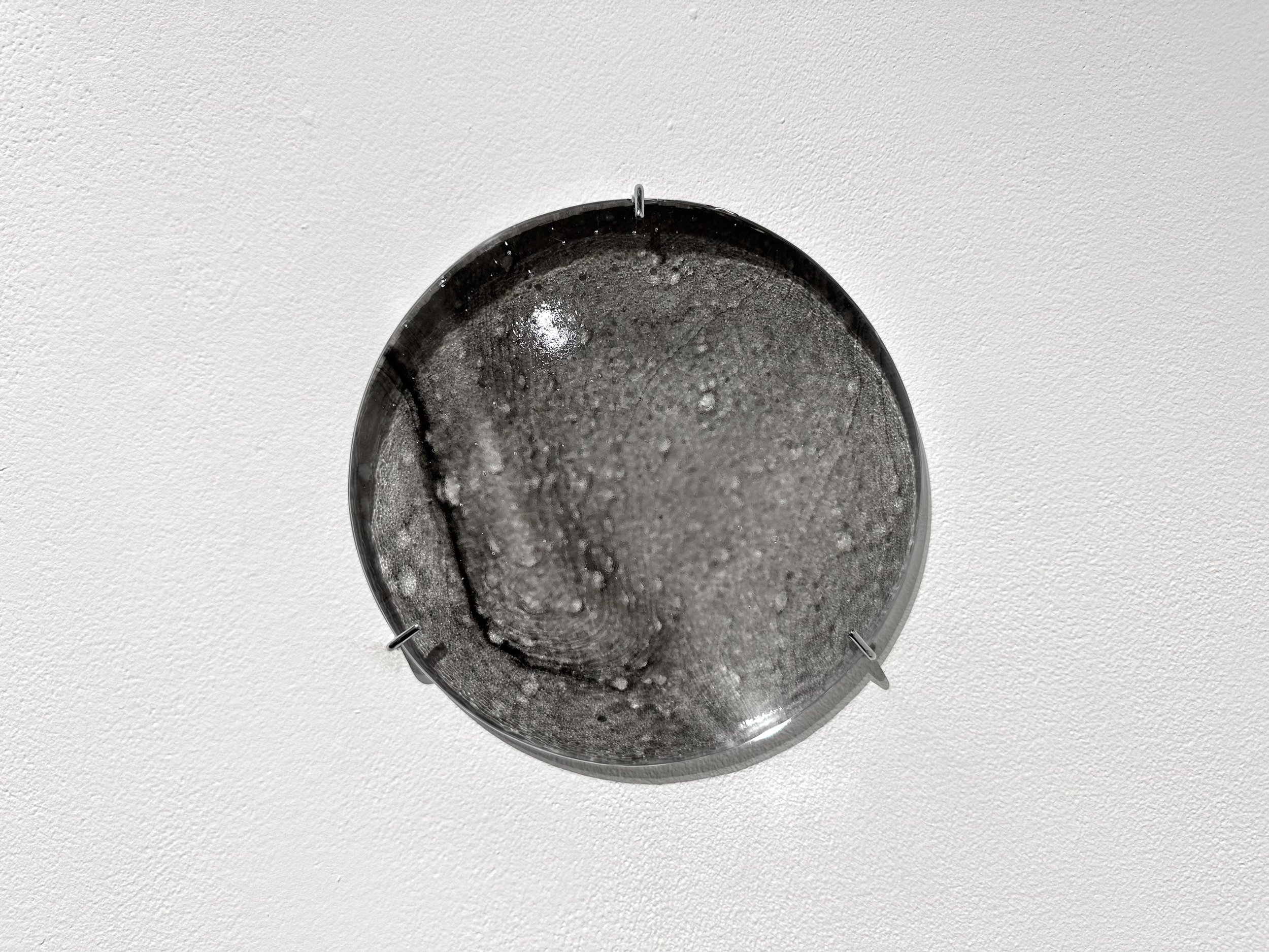 Parcelles, 2024 🔴 VENDU/SOLD - Glass, river water and India ink on Yupo paper - Photo: Michael Patten