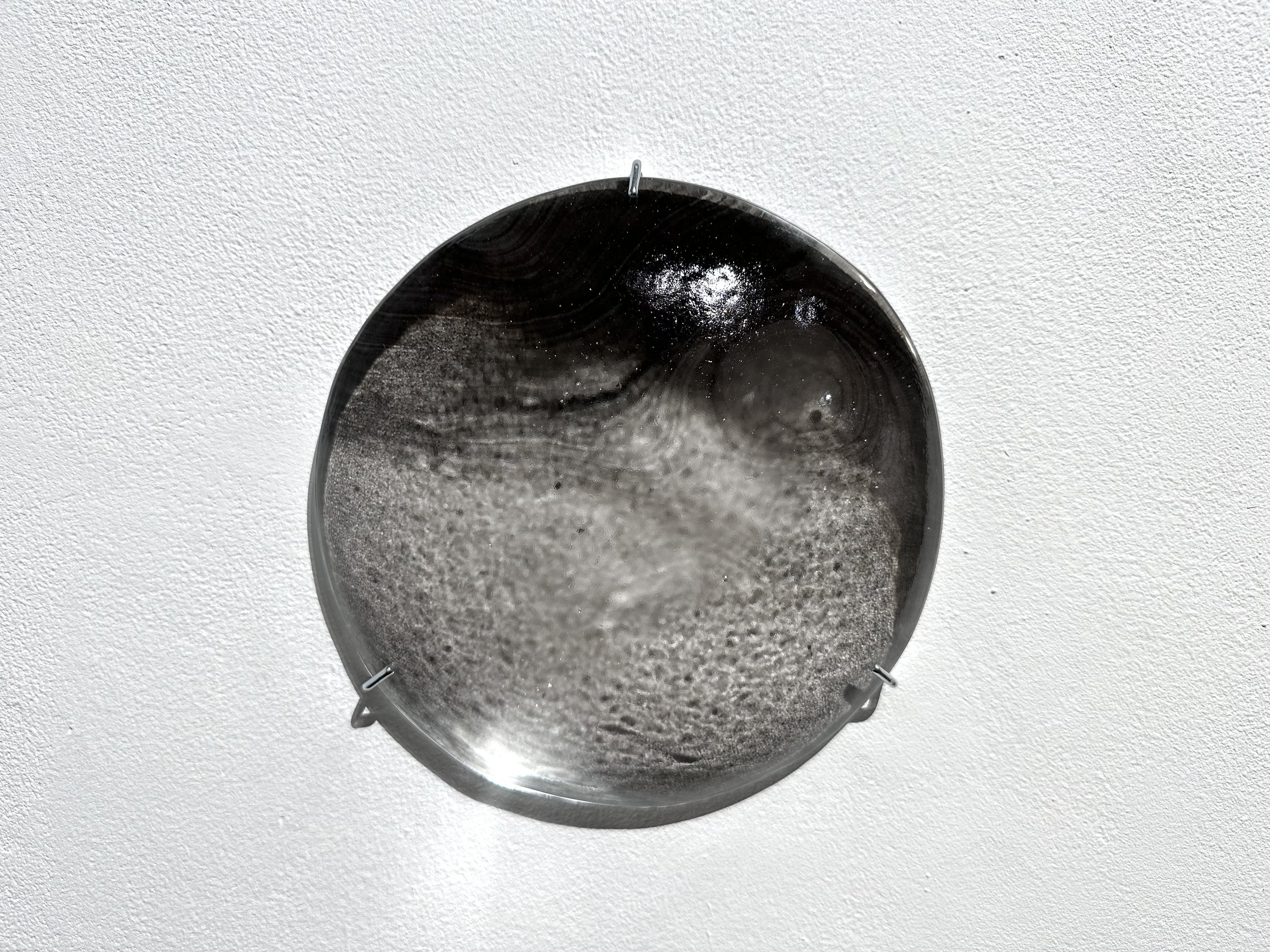 Parcelles, 2024 🔴 VENDU/SOLD - Glass, river water and India ink on Yupo paper - Photo: Michael Patten