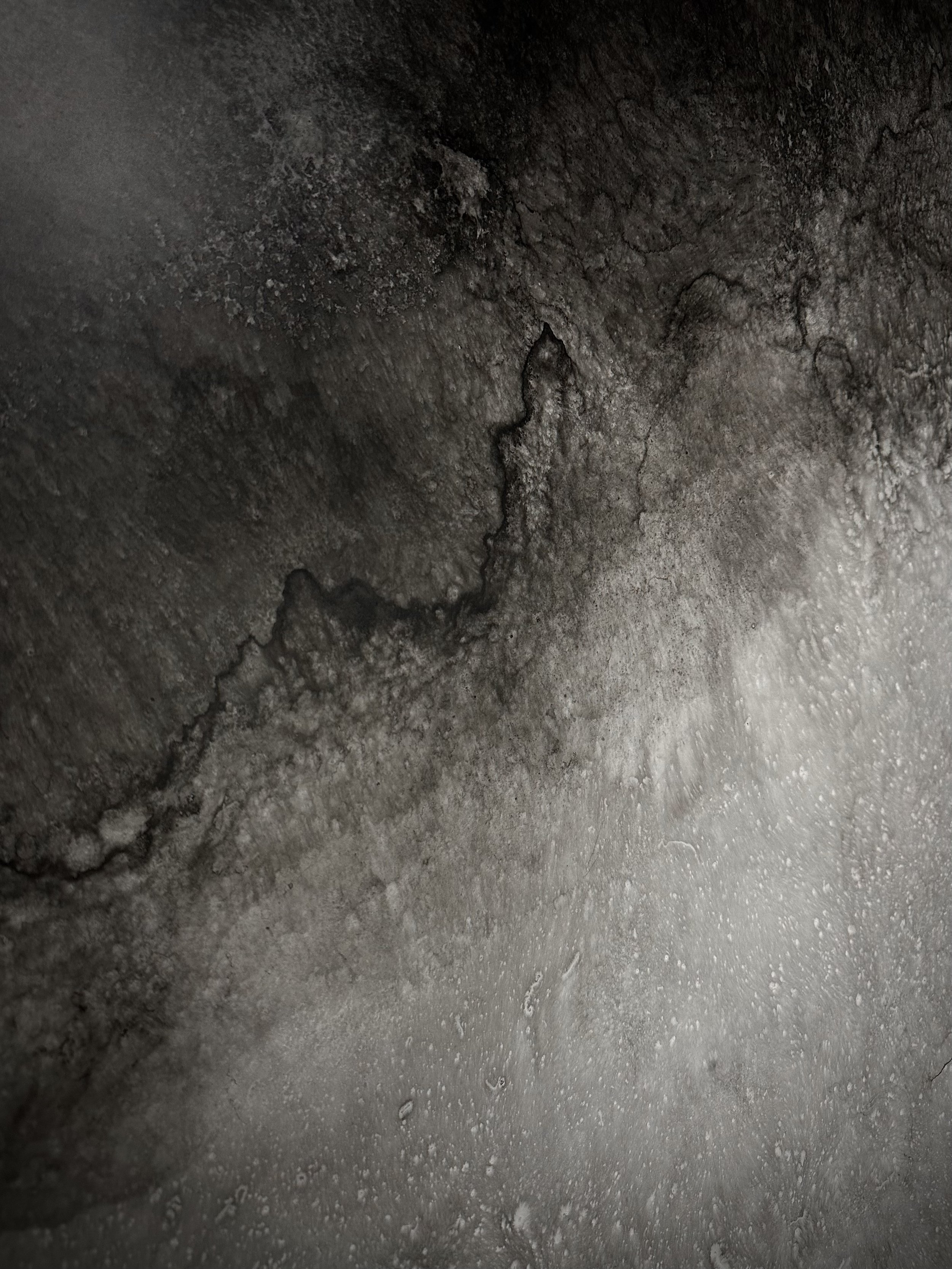 Trajectoire, 2024 (detail) - River water, India ink and glass on Yupo paper, wood and metal - 914 cm x 152 cm x 106 cm - Price upon request - Photo: Michael Patten
