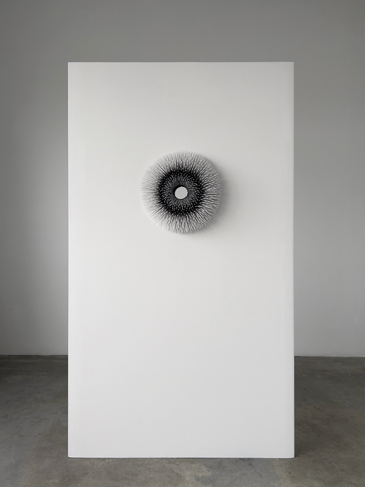 Draw Straws, 2022 🔴 VENDU/SOLD - Plastic straws, MDF panel, paint - 4’ x 7’ x 1,5’