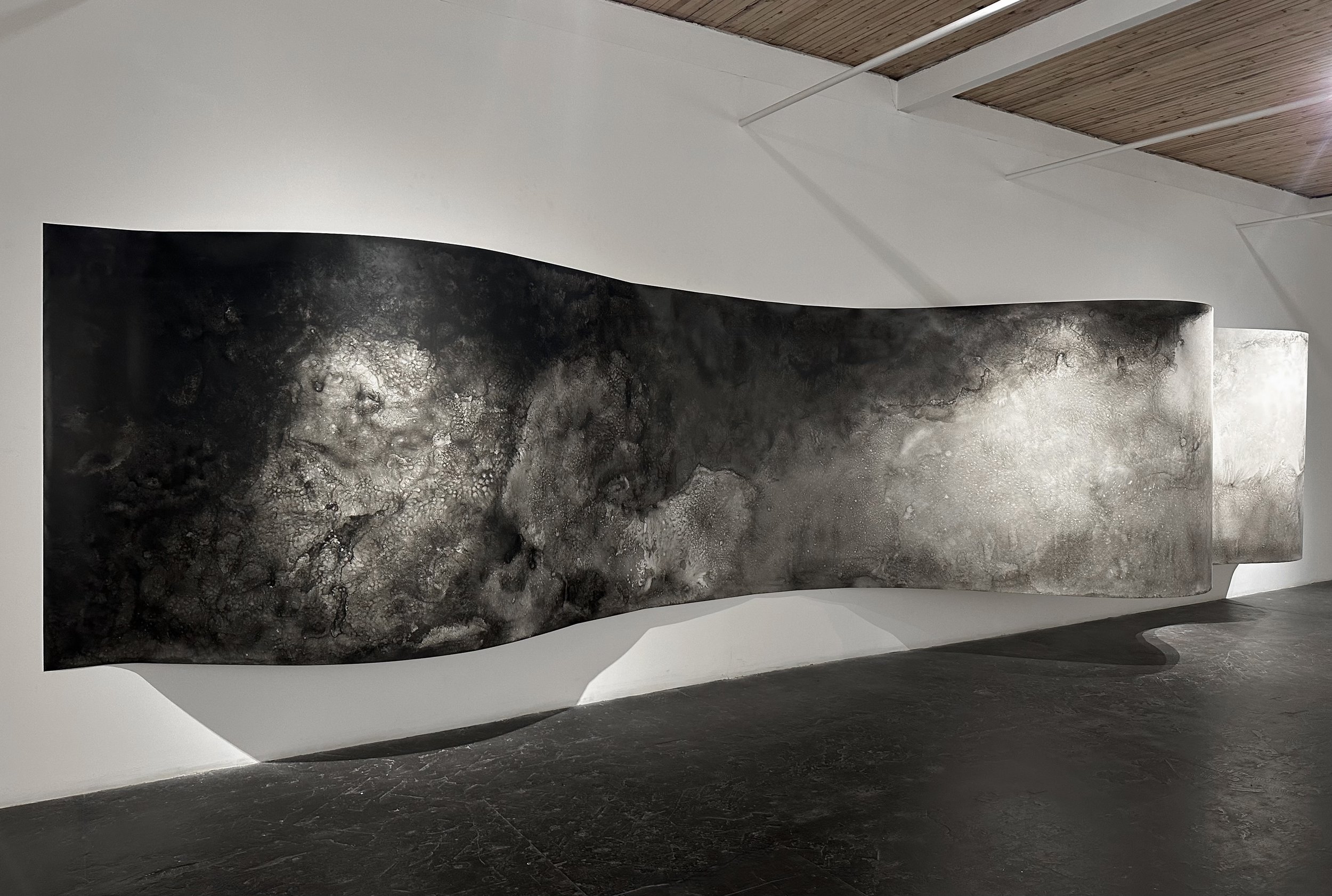Trajectoire, 2024 - River water, India ink and glass on Yupo paper, wood and metal - 914 cm x 152 cm x 106 cm - Price upon request - Photo: Michael Patten