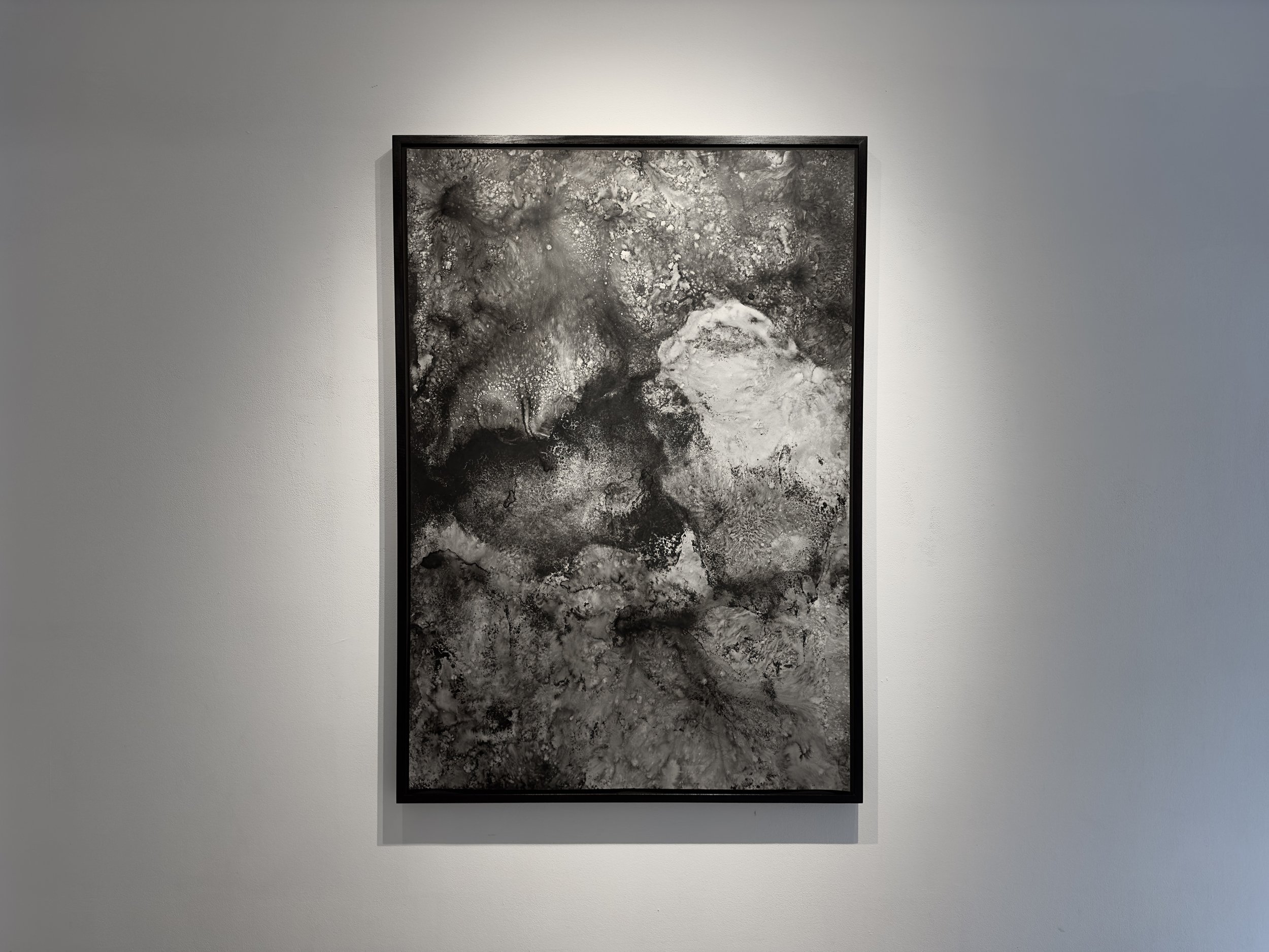 De près ou de loin, 2024 - River water, India ink on Yupo paper - 142cm x 100 cm - 3,900$ CAD
Photo: Michael Patten