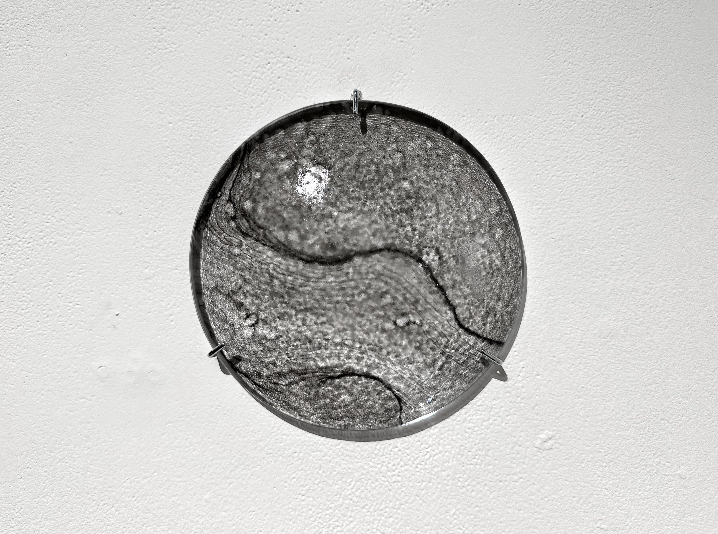 Parcelles, 2024 🔴 VENDU/SOLD - Glass, river water and India ink on Yupo paper - Photo: Michael Patten