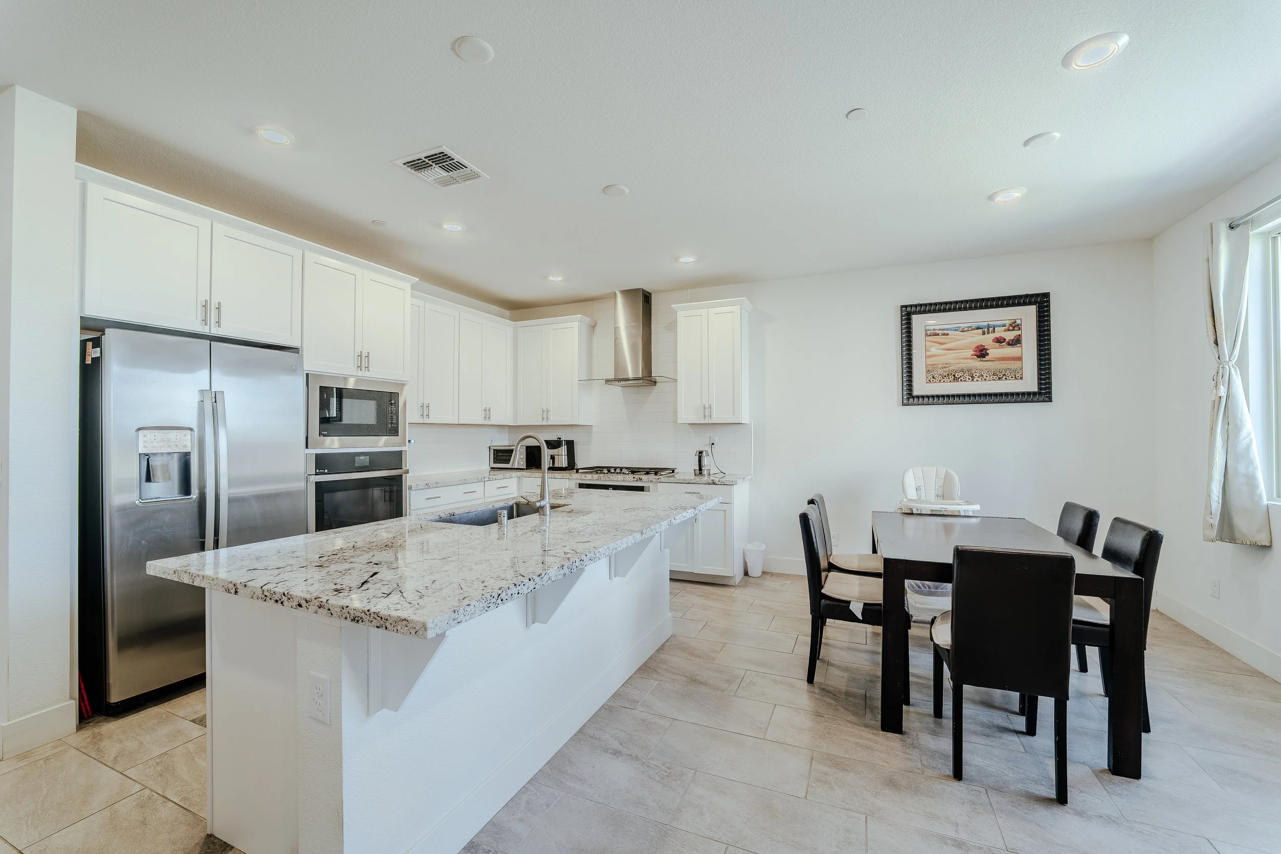 Northern California and environs, Sacramento, real estate photographer for real estate agents and agencies
