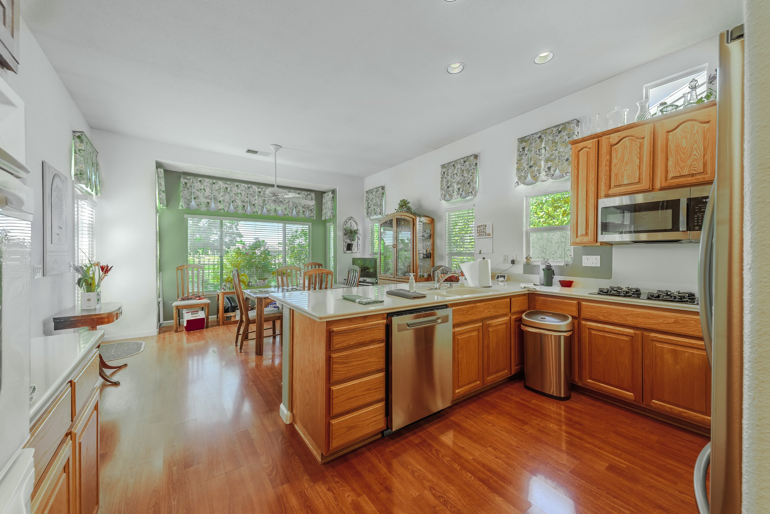 Northern California and environs, Sacramento, real estate photographer for real estate agents and agencies
