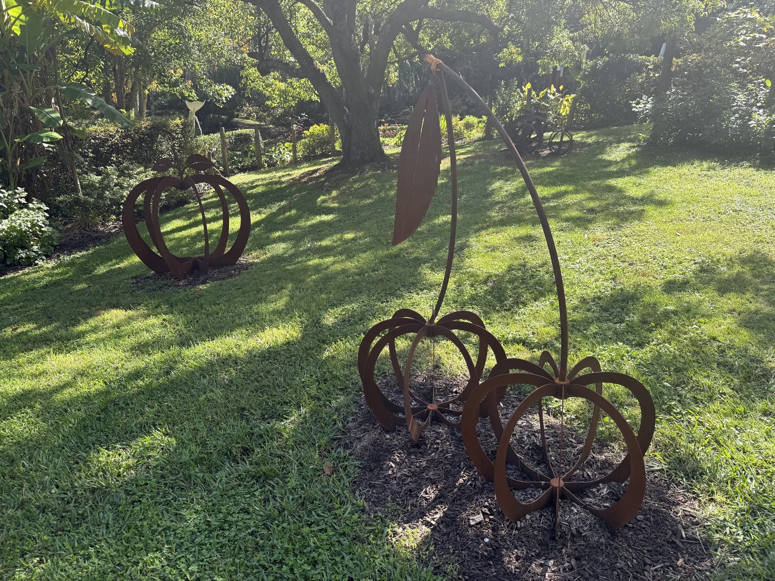 Kaipara Coast Plant Centre &amp; Sculpture Walk