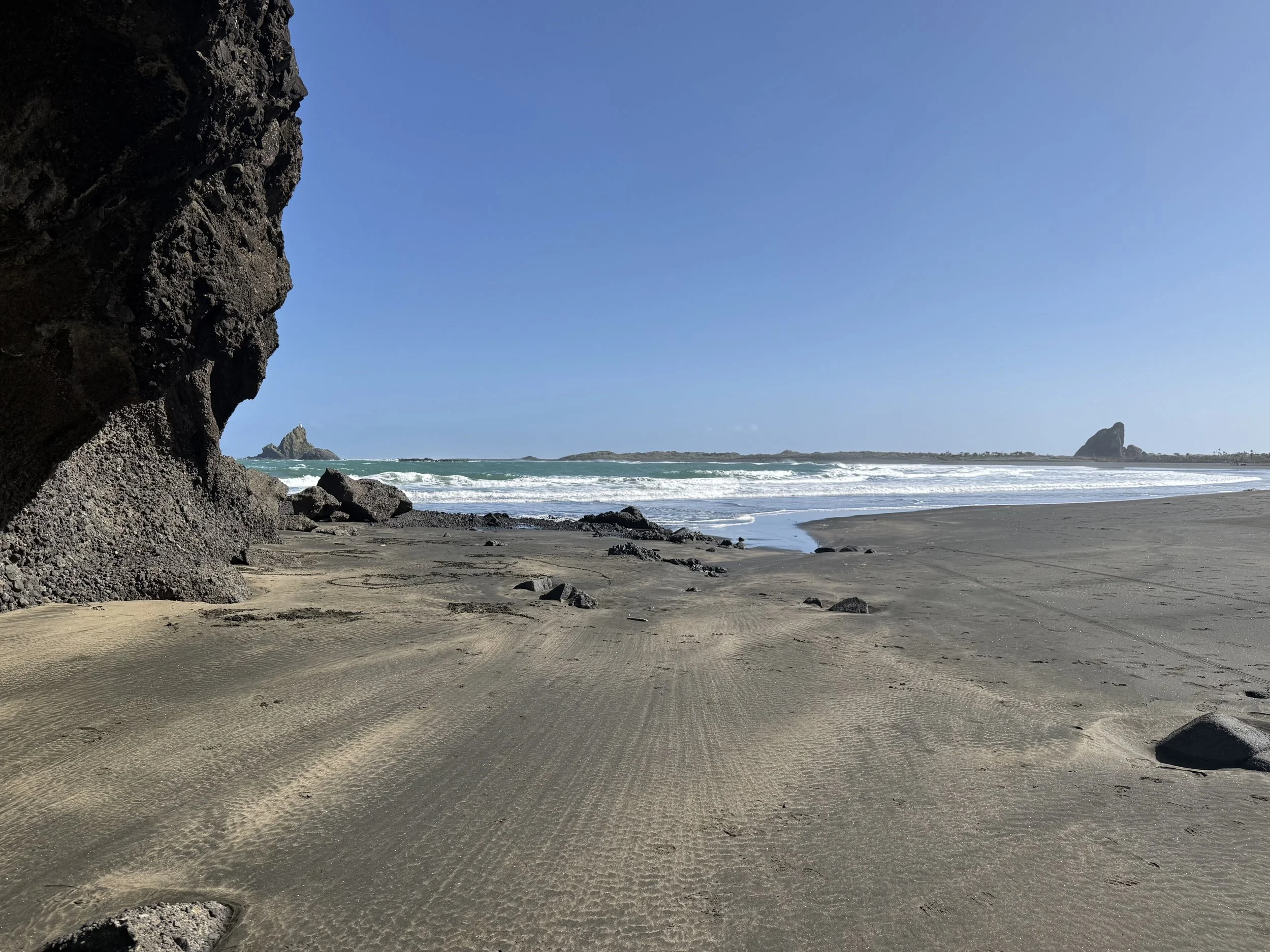 The Wild Road West: Auckland CBD to Whatipu