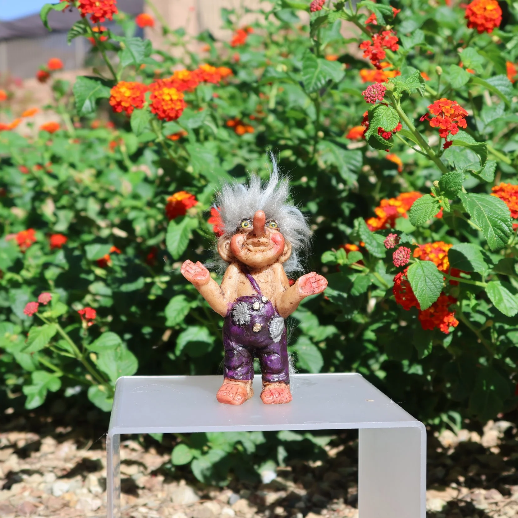 Duende Levanta Negocios / Boost Business Troll