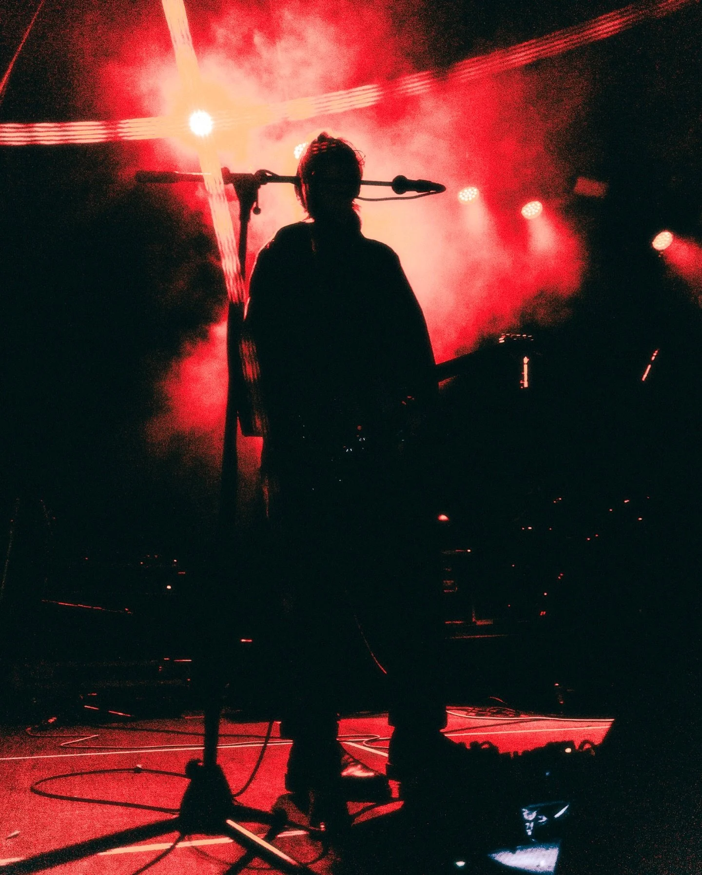 Between four walls, between two ears💫

@ceramic.planet