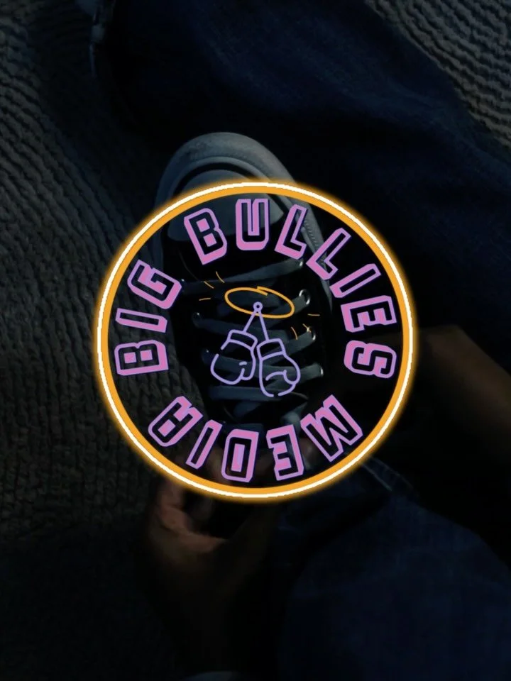 The place where there is no &ldquo;front man&rdquo;, so everybody gets a chance in the limelight (which would make me a very valuable asset to you) #everybodygettingshot #getbulliedson
