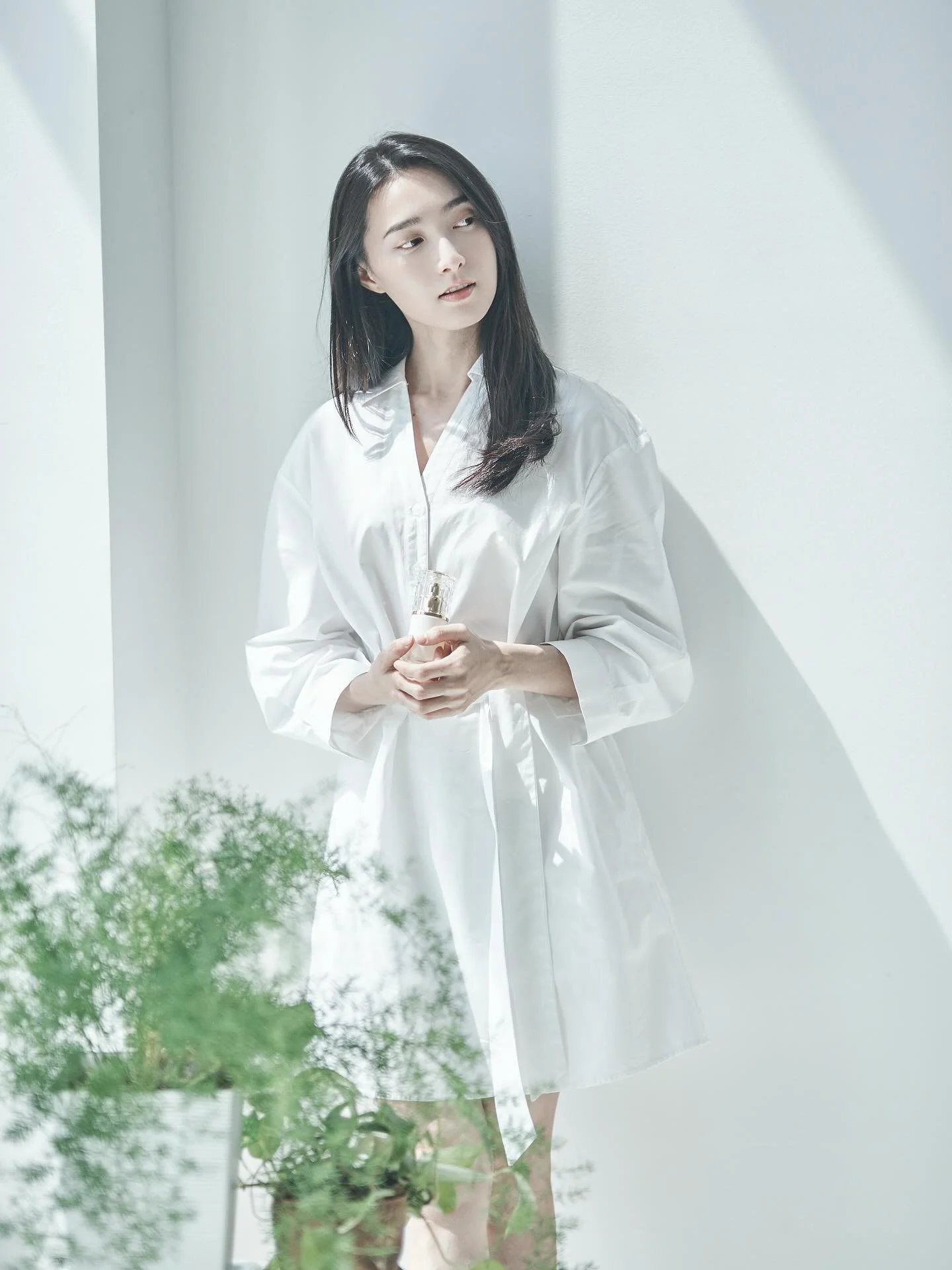 With deepest gratitude to those who first experienced the JACQ Anti-Aging Serum. Thank you for believing in JACQ. Our journey of discovery continues, and something exquisite awaits on the horizon.

衷心感谢首批体验 JACQ 植物干细胞精华液的挚爱用户，感谢您对 JACQ 的信任与支持。我们的探索、创