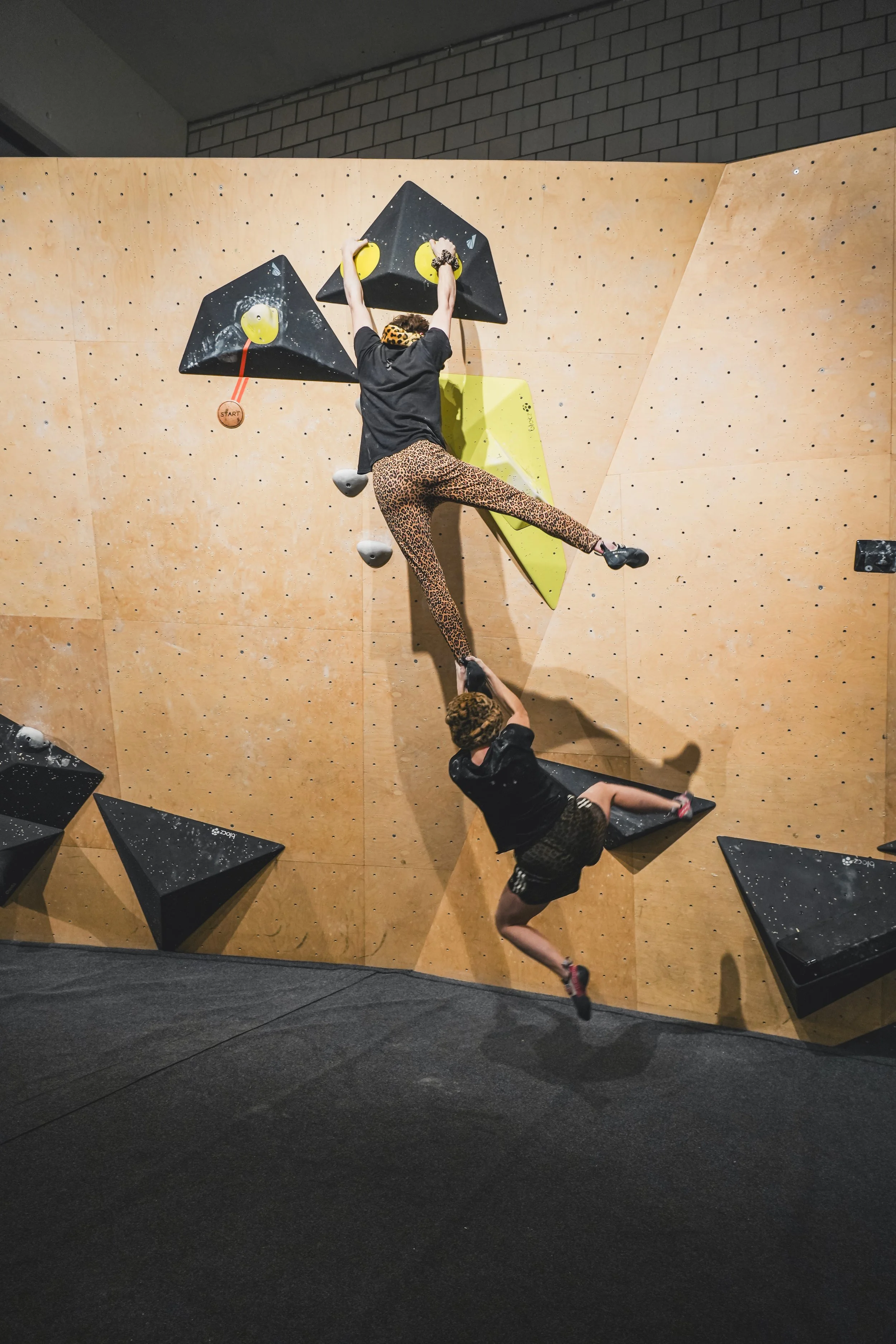 Elternbouldern-05257 Kopie.jpg