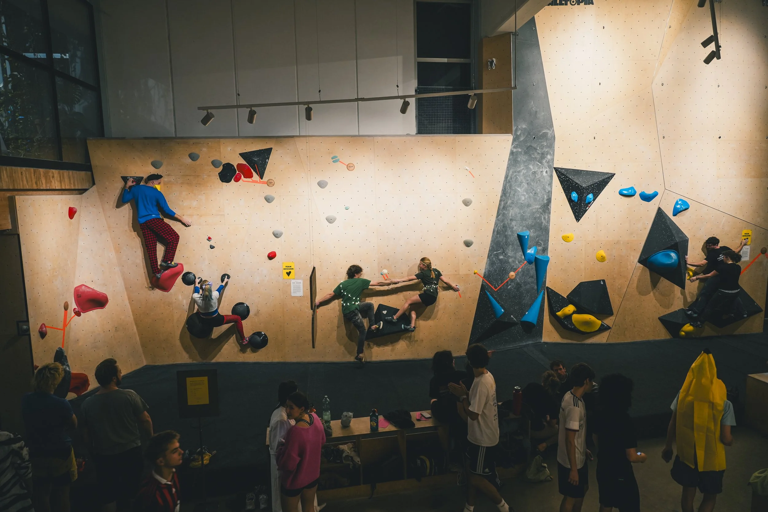 Elternbouldern-05012 Kopie.jpg