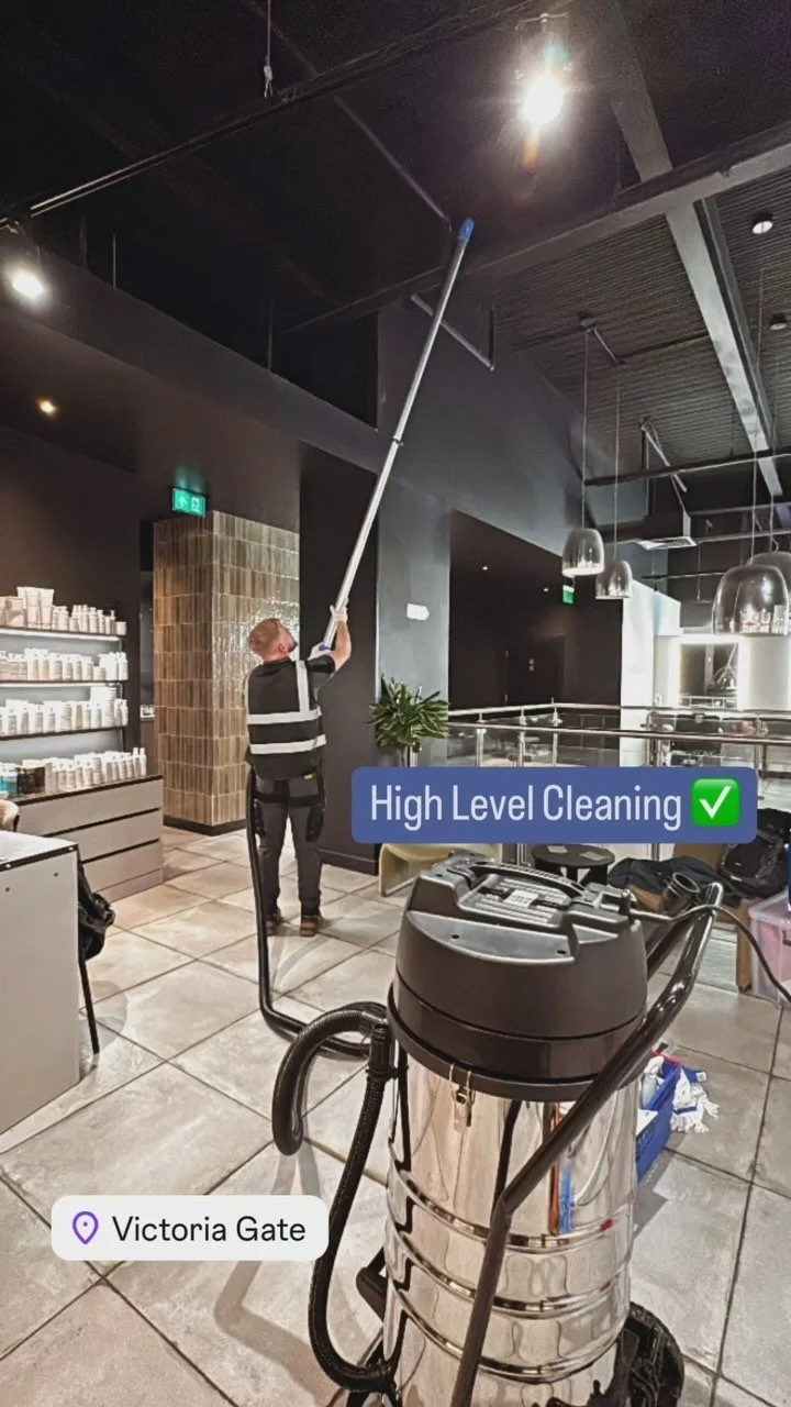 High Level Cleaning ⬆️
Our team conducted high level cleaning, as part of a deep clean for our client, of the open plenum ceilings, edges, ledges and ductwork.
Completed using specialist high powered equipment to access the heights from ground. ⚠️