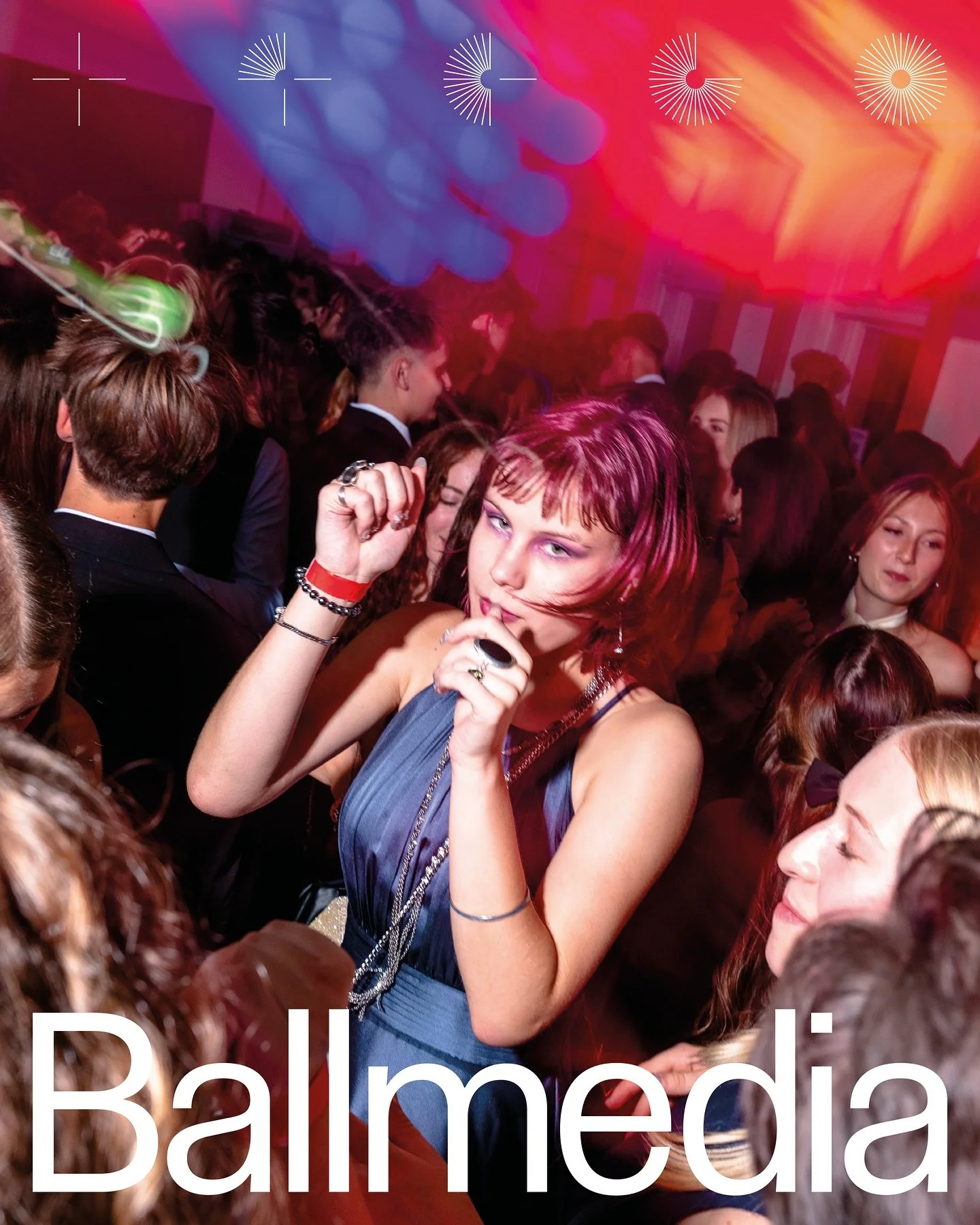 ✨ Am Samstag war es endlich soweit - wir waren in Bad Ischl! 🎉 Der Maturaball @maturaball_hakbadischl hat mit seiner traumhaften Polonaise und der legend&auml;ren Partystimmung in der Disco einfach alle begeistert. 🕺💃
Markiert eure Freund:innen un