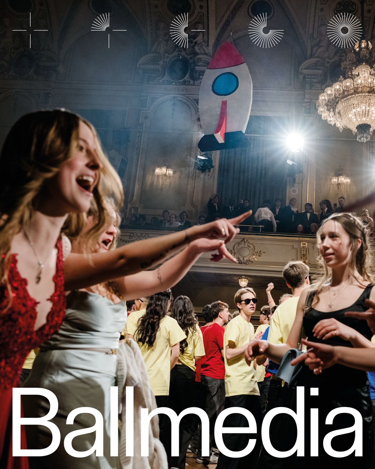 ✨ GALAKTISCHER ABSCH(L)USS &ndash; Keplers Sterne funkeln hell ✨
.
Der Maturaball des B(R)G Kepler @keplerball2025 im Congress Graz war eine Nacht voller Emotionen, strahlender Begegnungen und magischer Momente. 
.
Ein Abend, an dem Glamour, Freude u