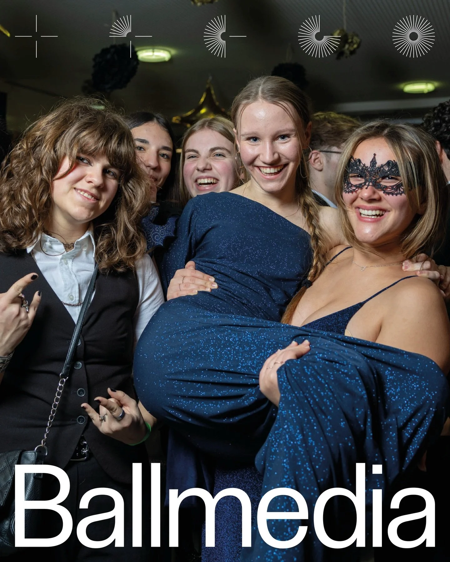Masken auf, Alltag aus 🎭🕺
.
Der Maturaball des BRG/BG Leibnitz im Hugo-Wolf-Saal unter dem Motto &bdquo;A Night in Venice &ndash; Unser letzter Tanz&ldquo; war pure Eleganz, Tanz und Party bis sp&auml;t in die Nacht.
.
Wir haben die besten Momente 