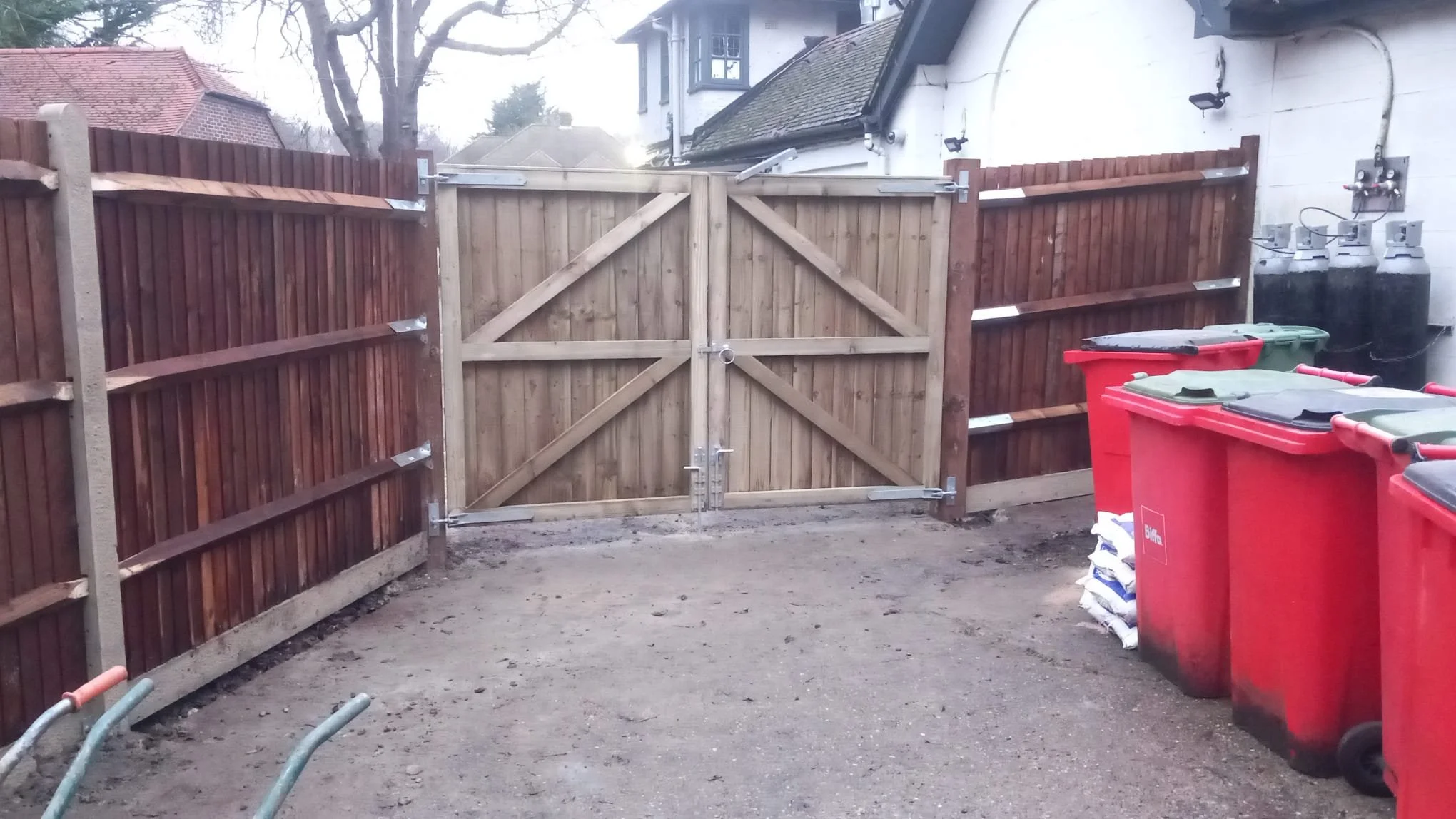 Bespoke Fencing and Gates – Surrey