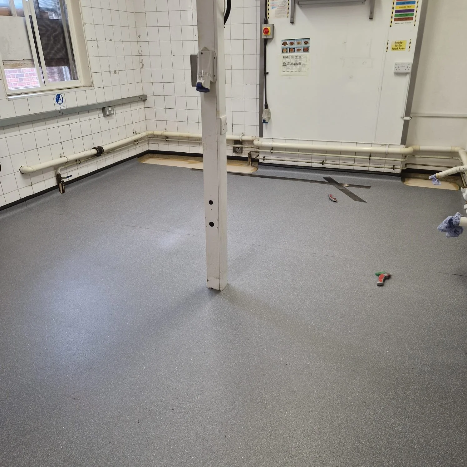 Newly laid Kitchen pub in Sutton