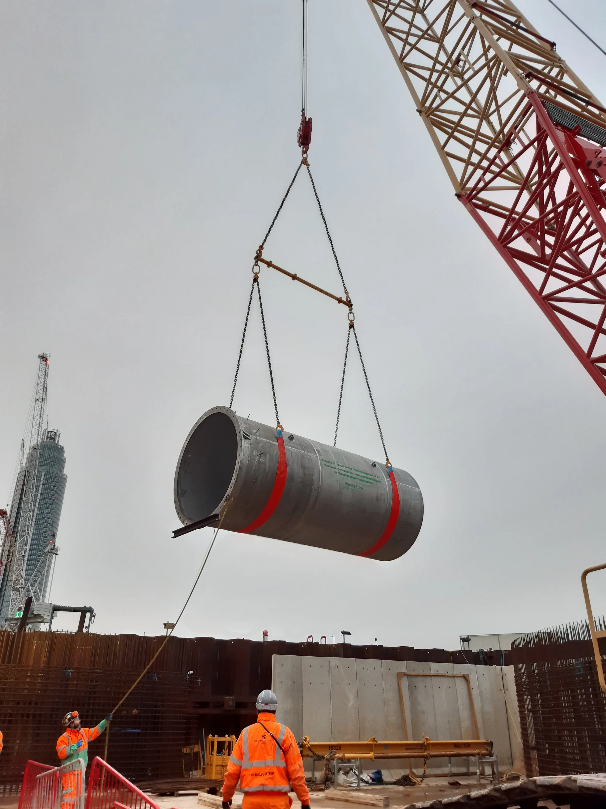 power-system-services-vortex-drop-pipe-thames-tideway-installation.jpg