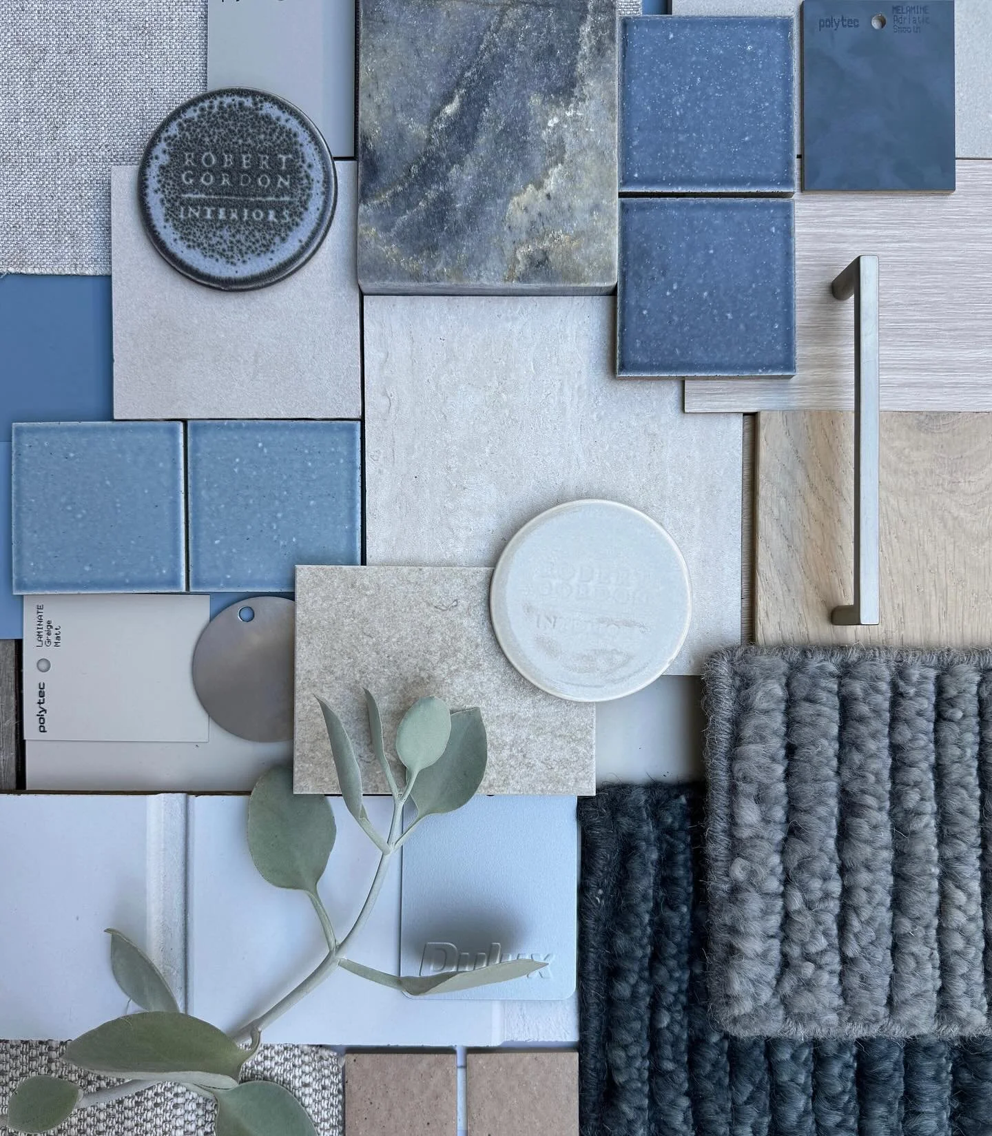 Blues, silvers and sandy tones for a new build at Gracetown. 

#southwestarchitecture #pertharchitecture #gracetown #southwestinteriordesign #flatlay #beachhousedesign