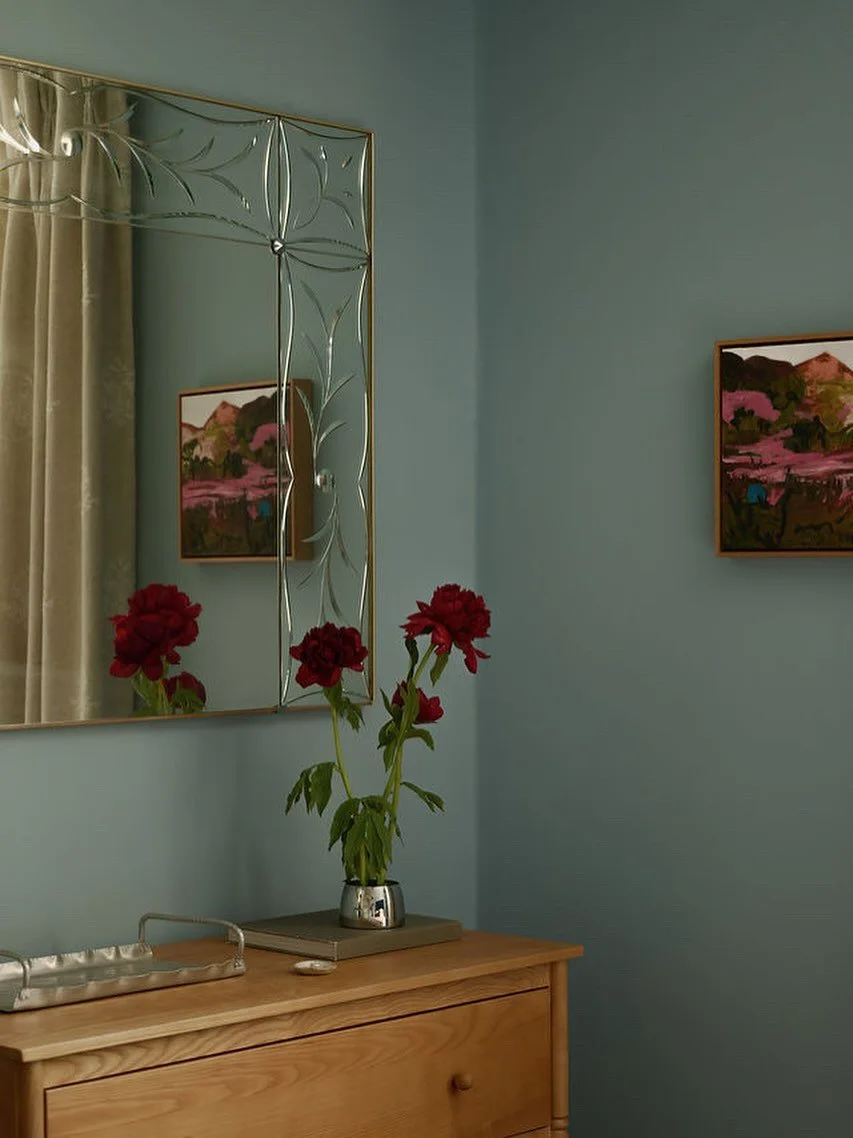 A preview of our Fitzrovia Apartment project.
Interiors: RB Architect
Styling: @jessicaalice_design 
Photo: @sarahbuttonphoto