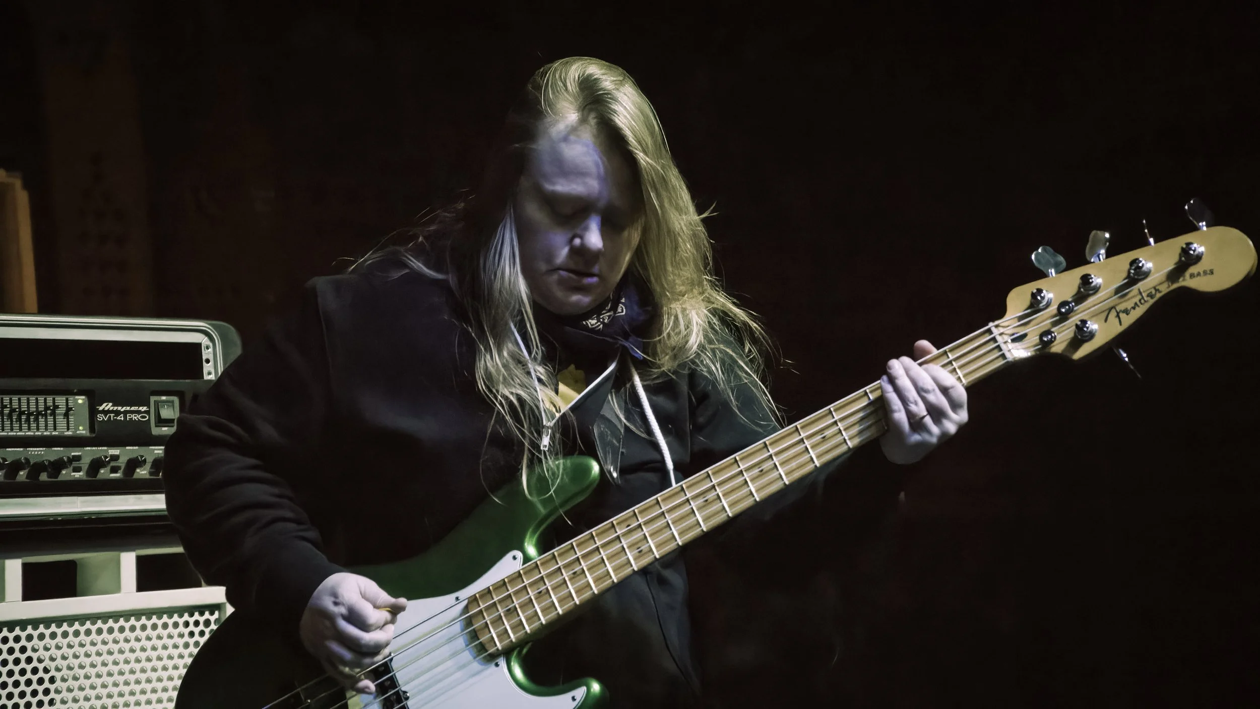 Copy of DSC08177-DeNoiseAI-severe-noise.jpg